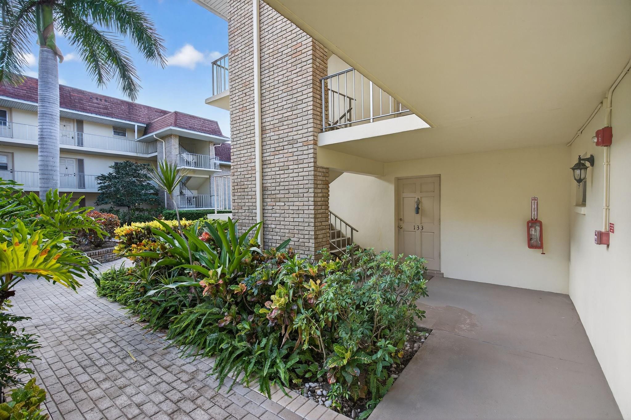 Homes for sale in Palm Beach Gardens, FL | 5580 Tamberlane Cir #133, Palm Beach Gardens, FL 33418 | MLS# F10526766