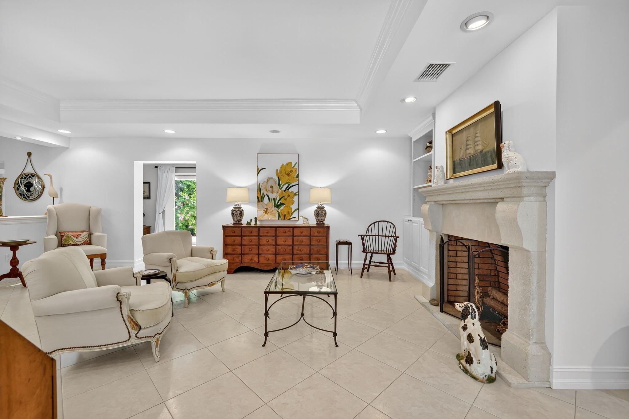 Homes for sale in Sewalls Point, FL | 4 Rio Vista Dr, Sewalls Point, FL 34996 | MLS# R11124923