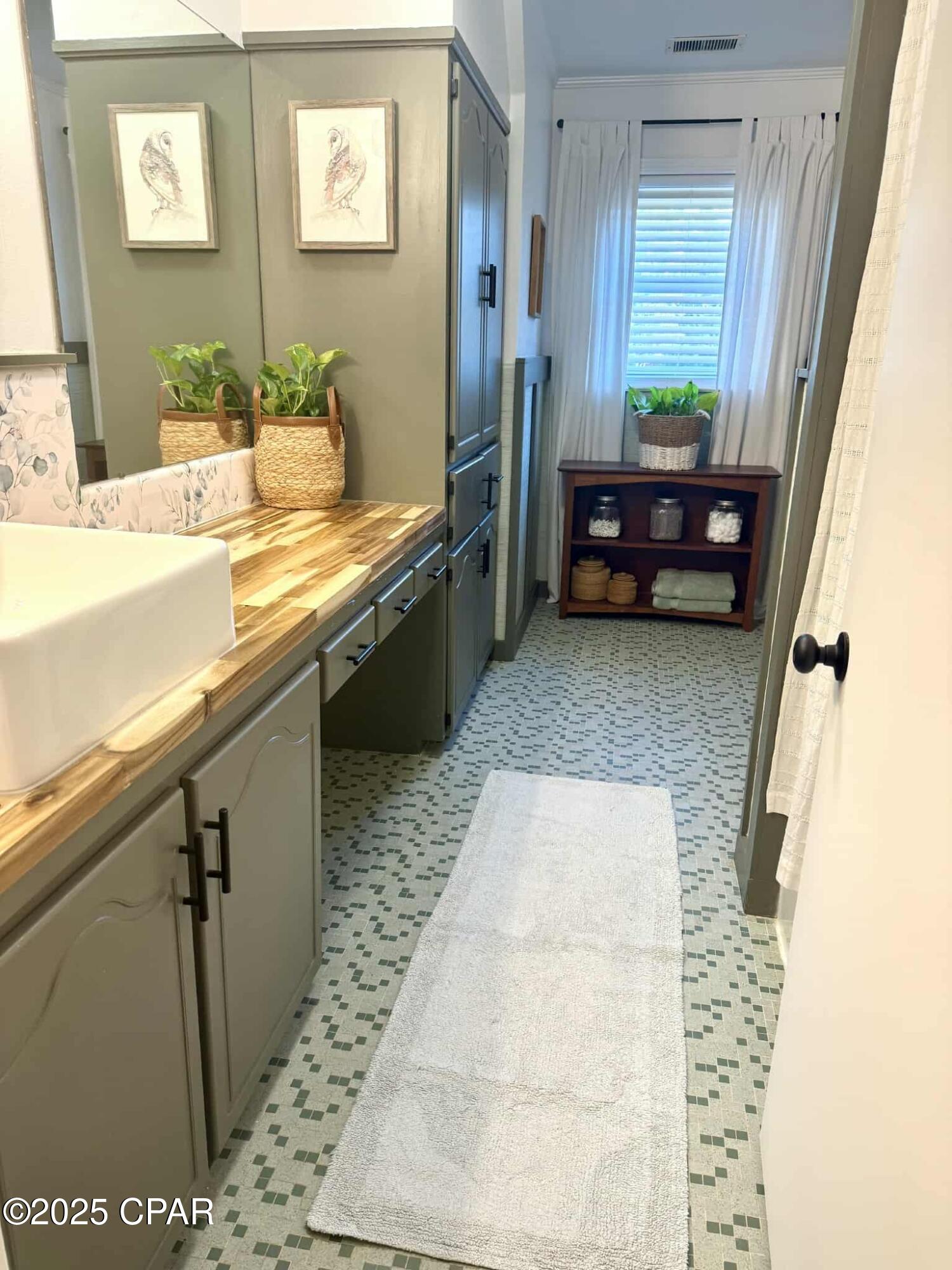 Image 29 For 1154 10th Avenue