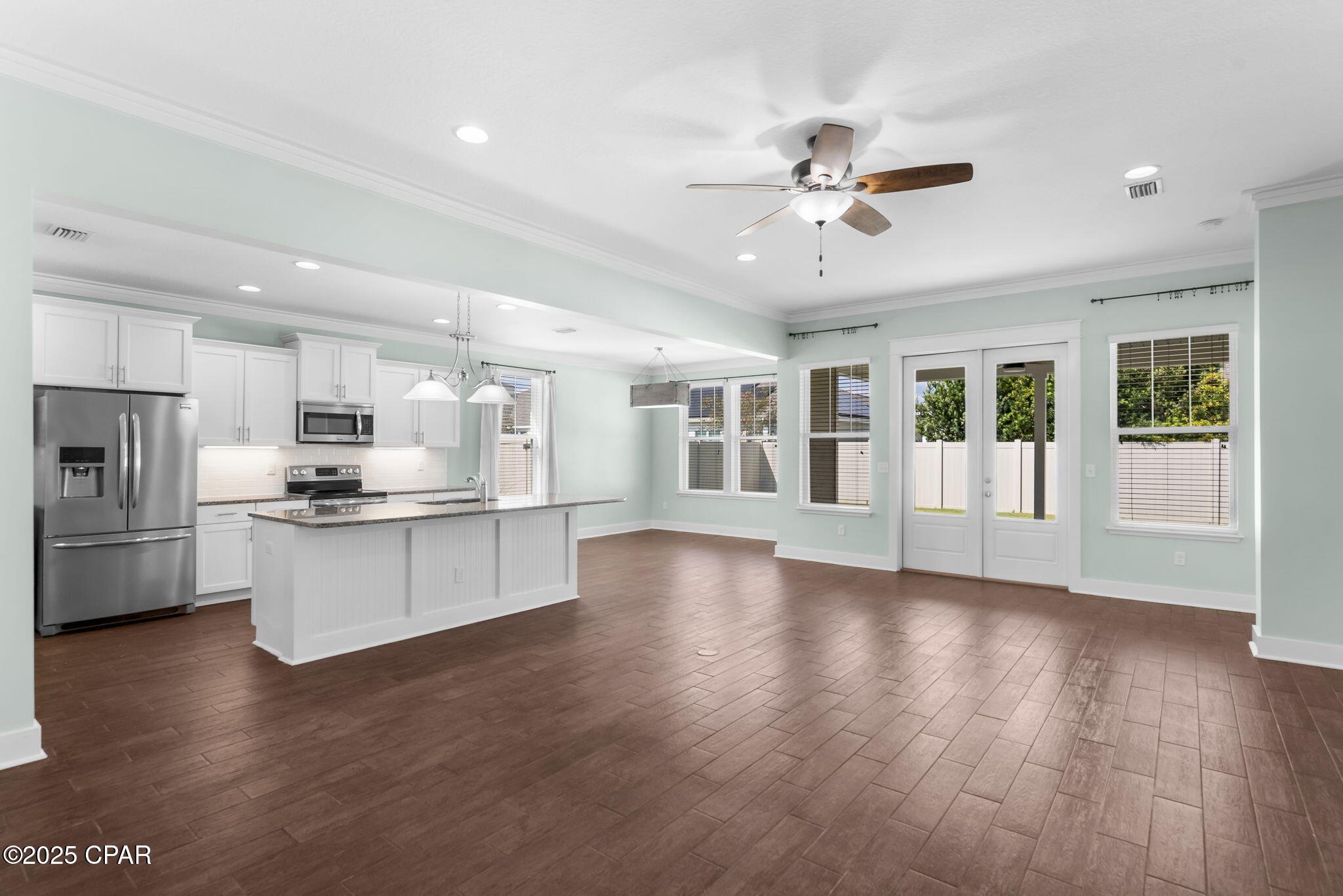 Image 10 For 220 Laurel Oak Lane