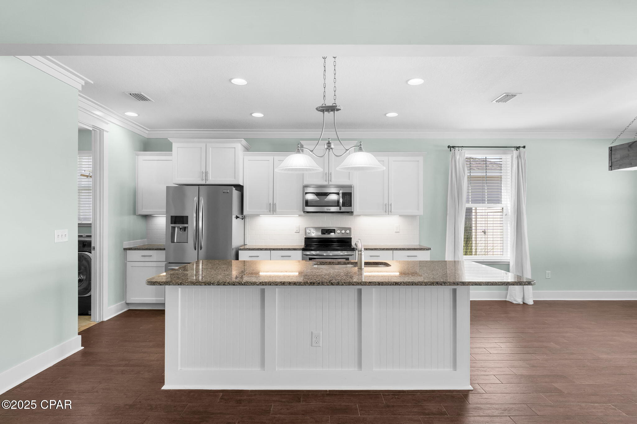 Image 12 For 220 Laurel Oak Lane