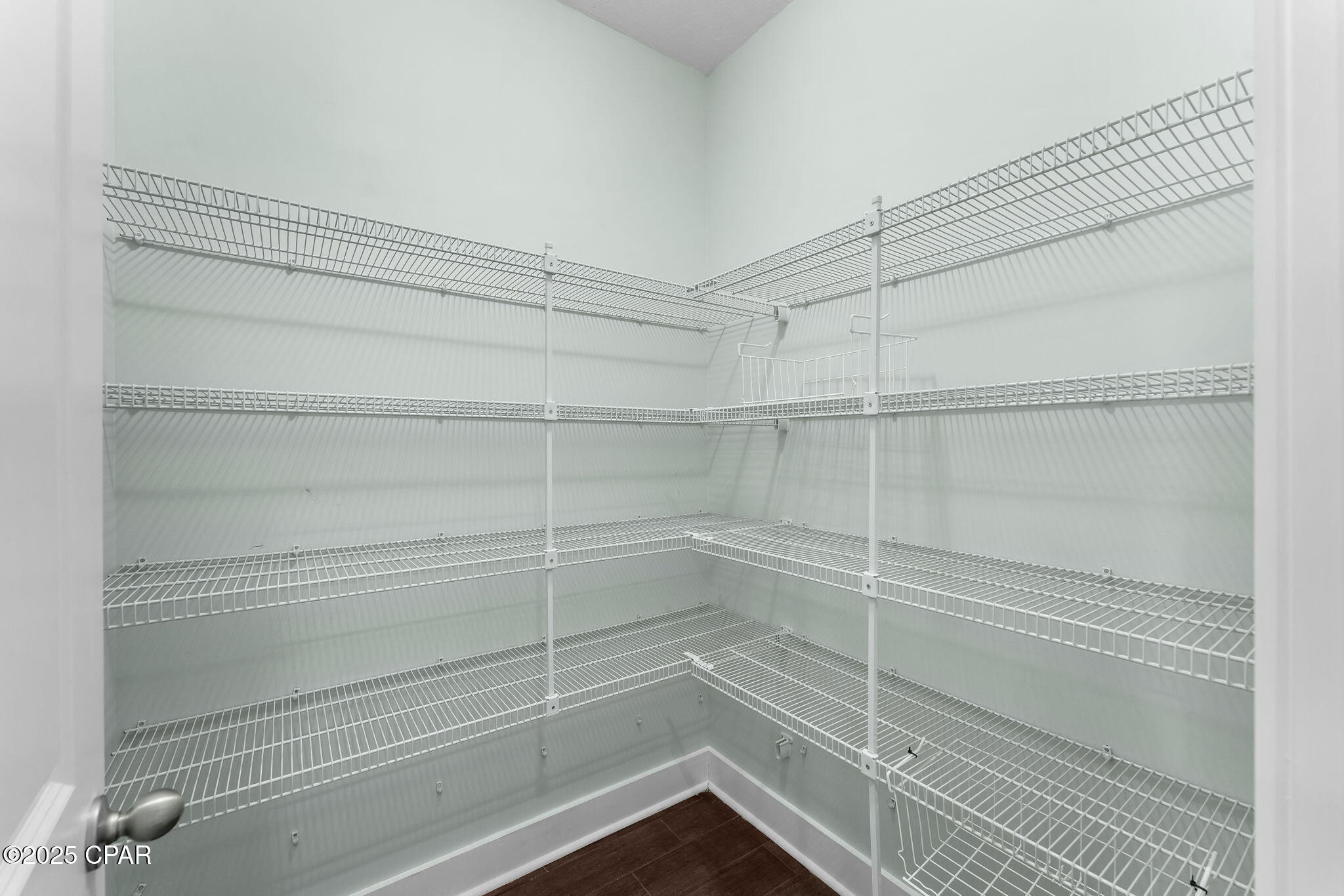 Image 24 For 220 Laurel Oak Lane