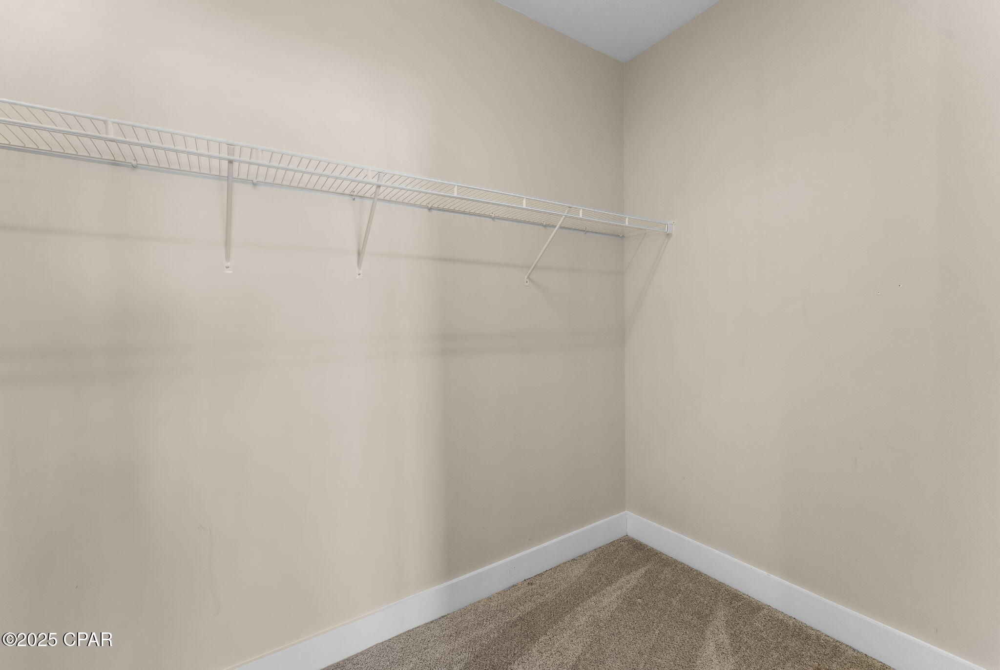 Image 31 For 220 Laurel Oak Lane