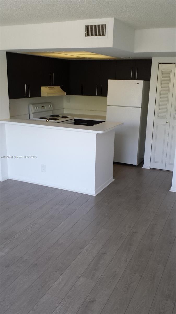 Clear Lake Club Condo