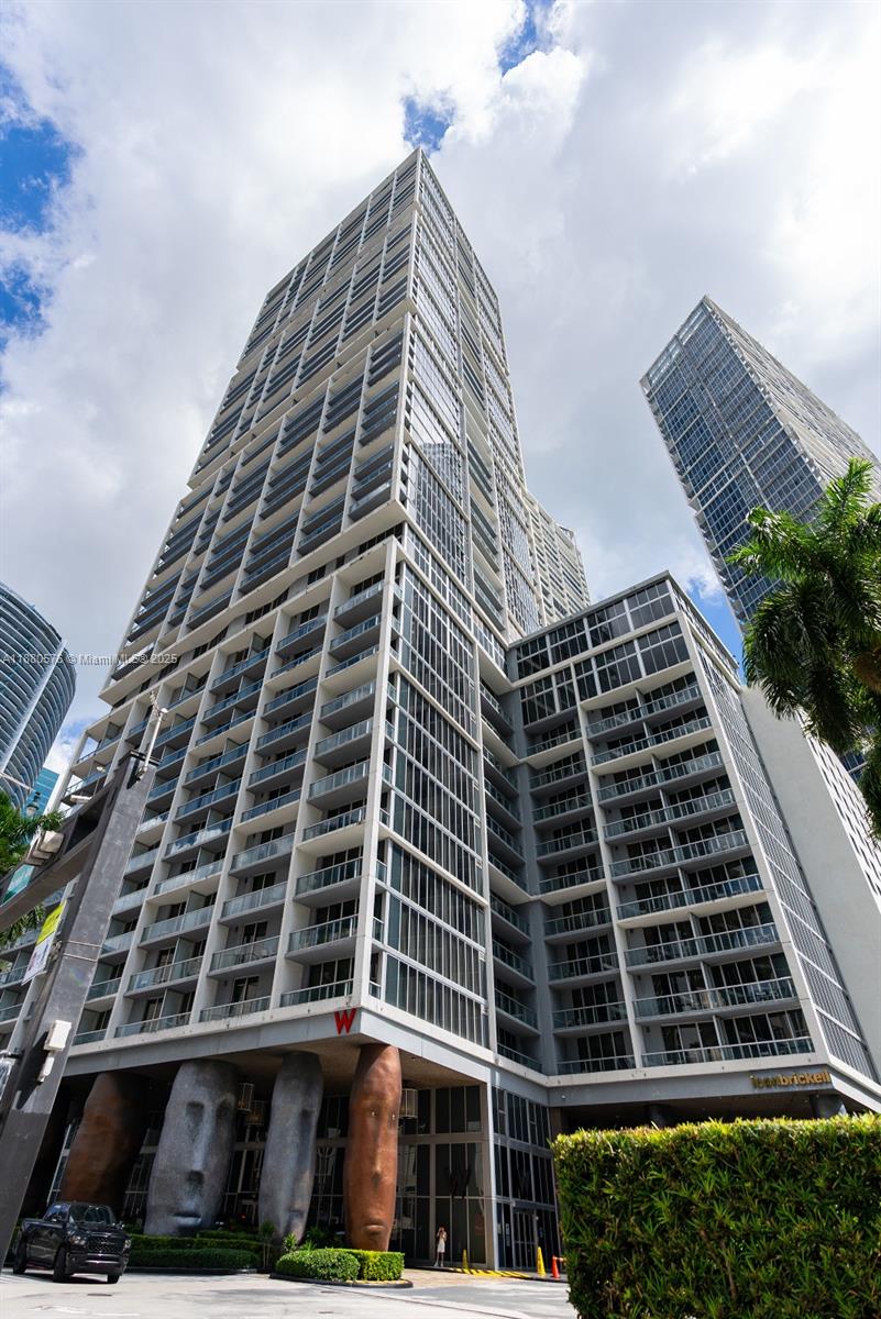 Icon Brickell No Two