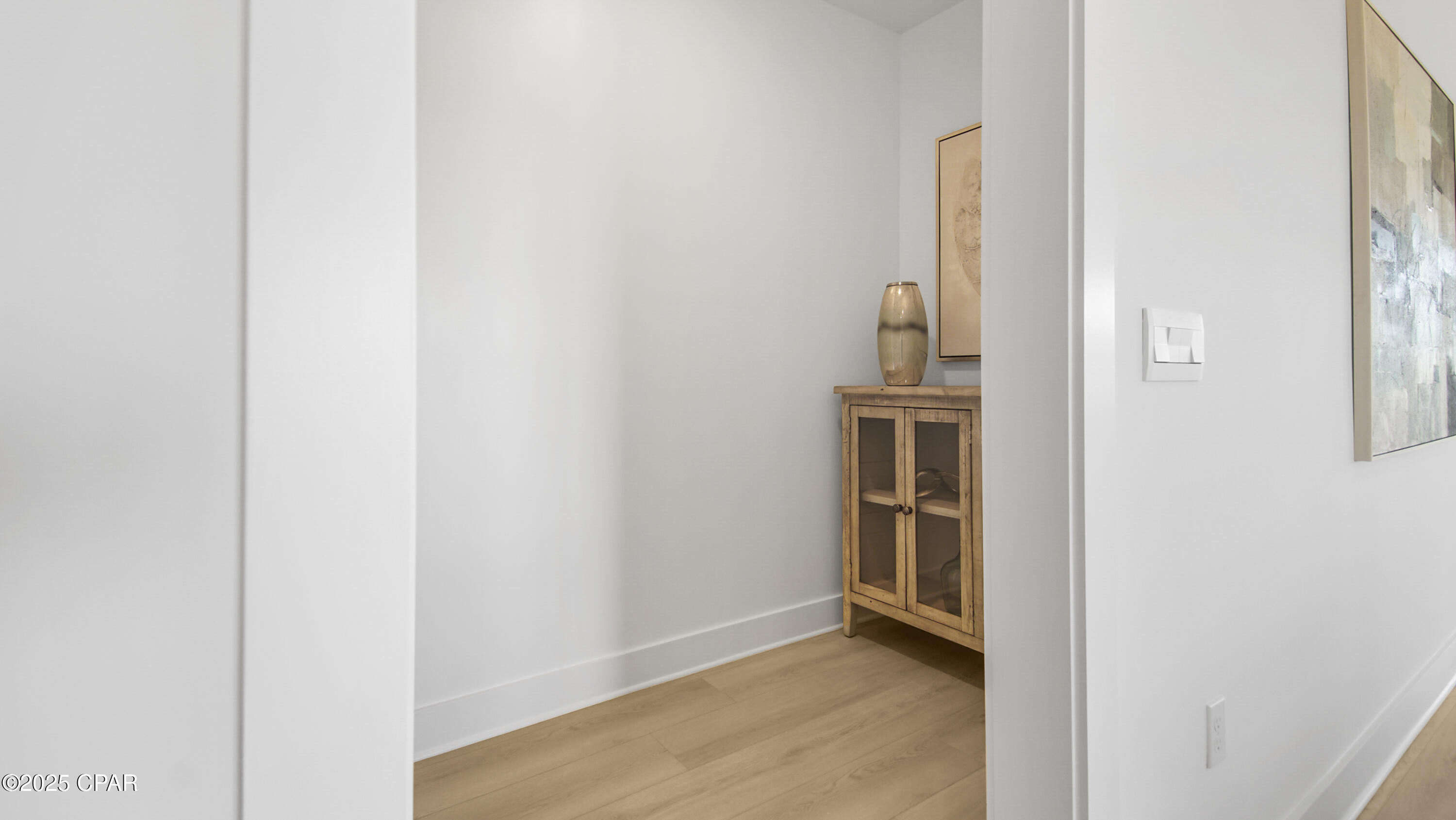 Image 11 For 950 Crystal Bayou Boulevard