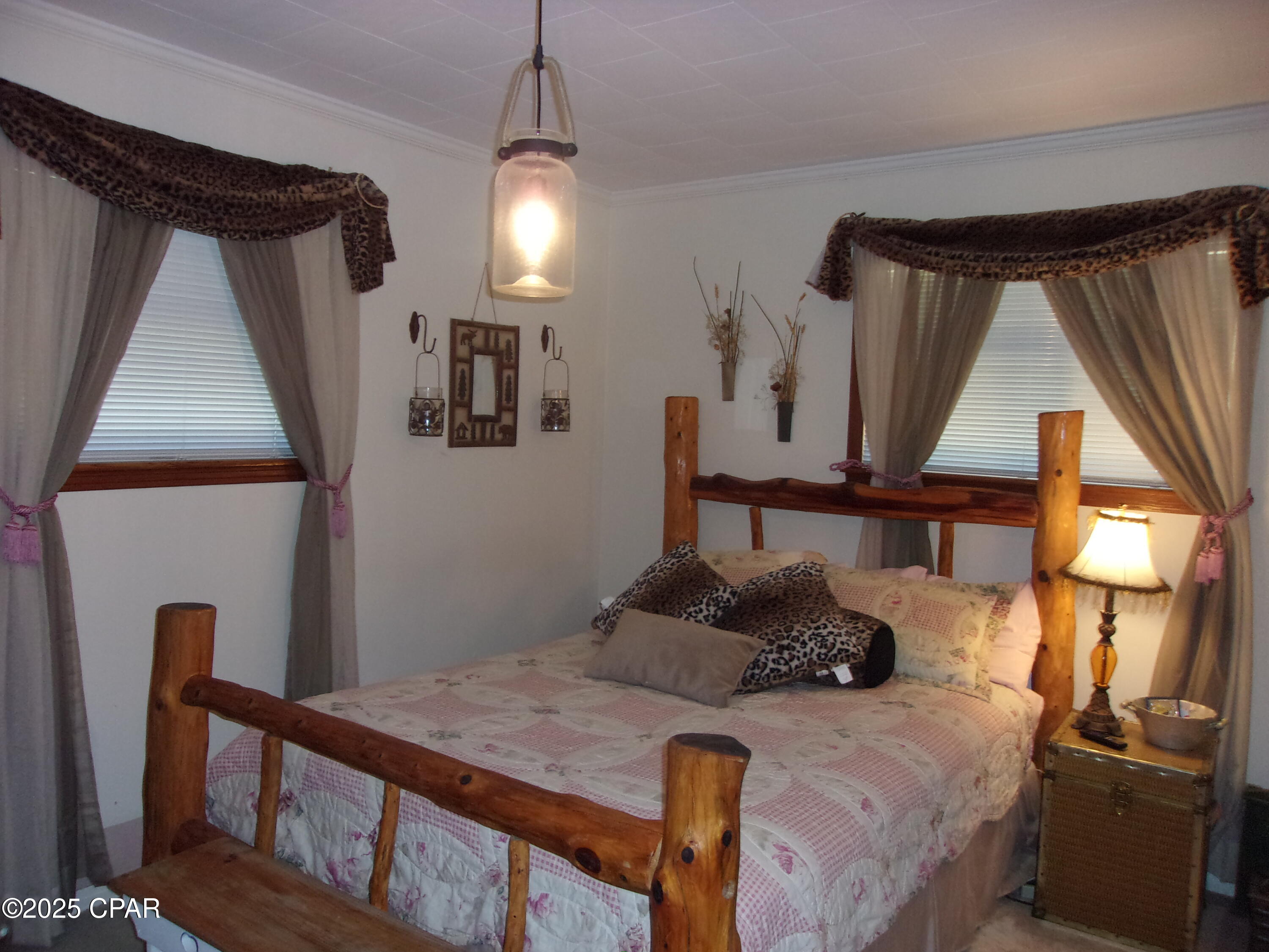 Image 12 For 703 Weeks Street