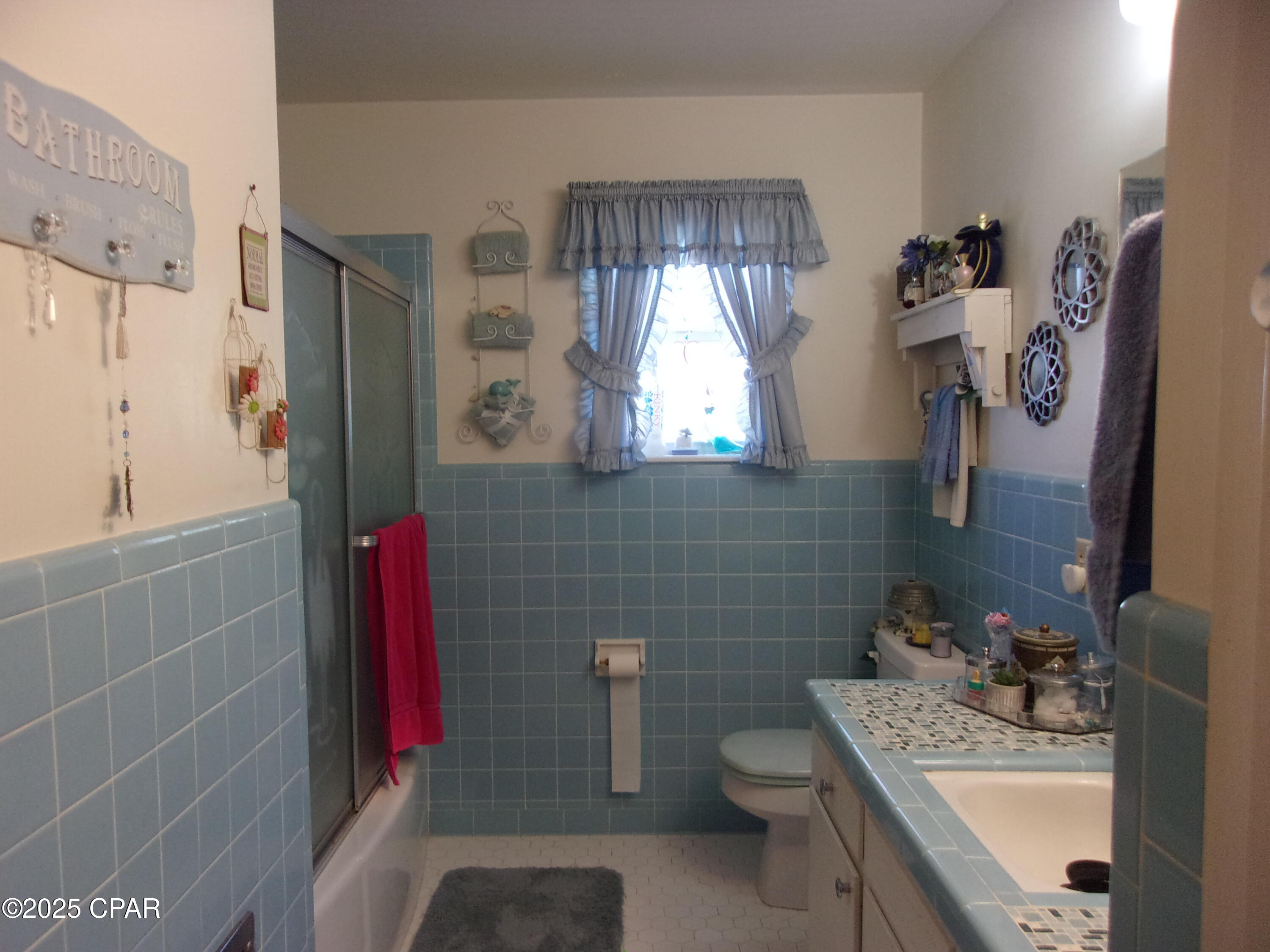 Image 23 For 703 Weeks Street