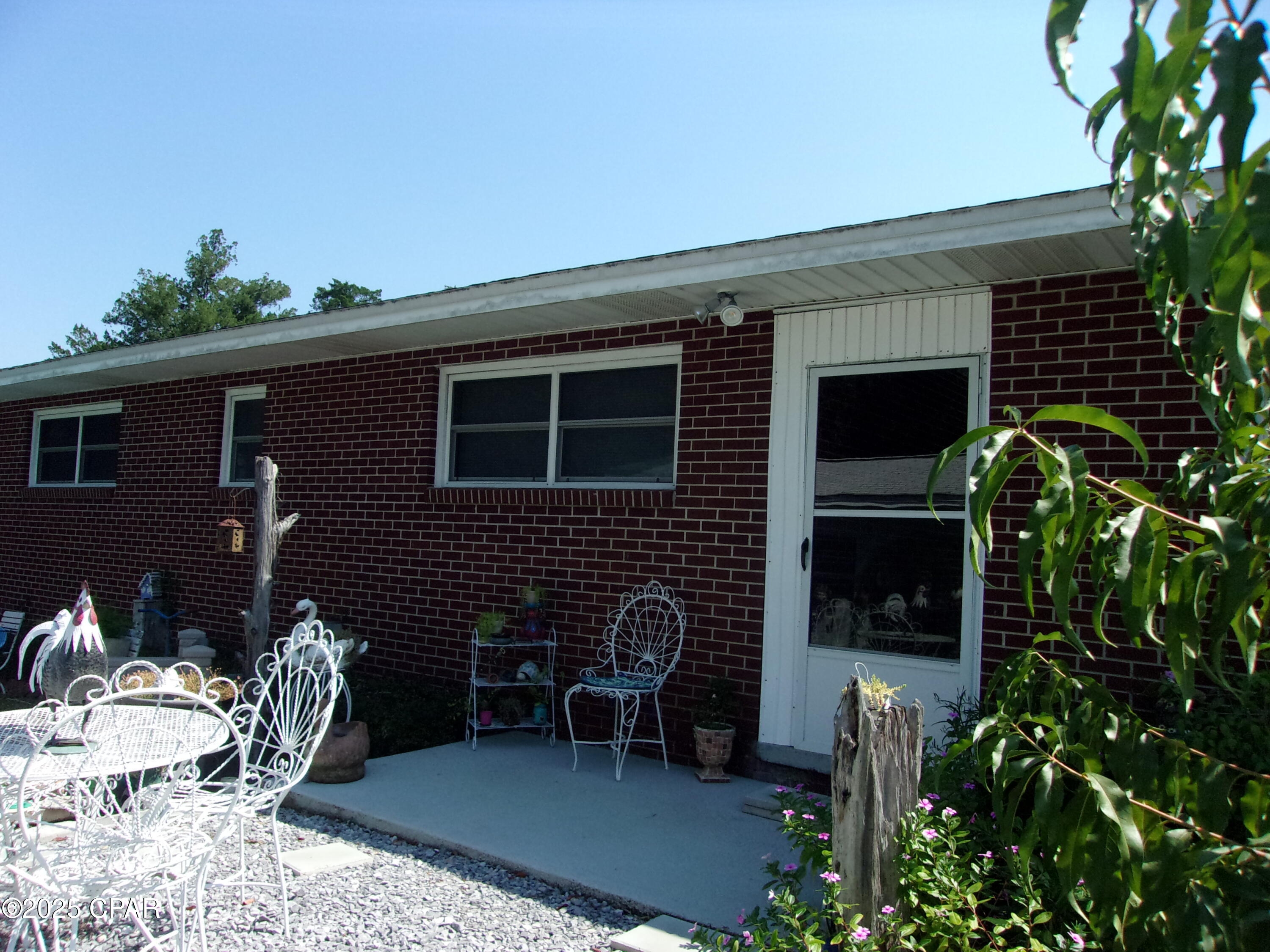 Image 32 For 703 Weeks Street