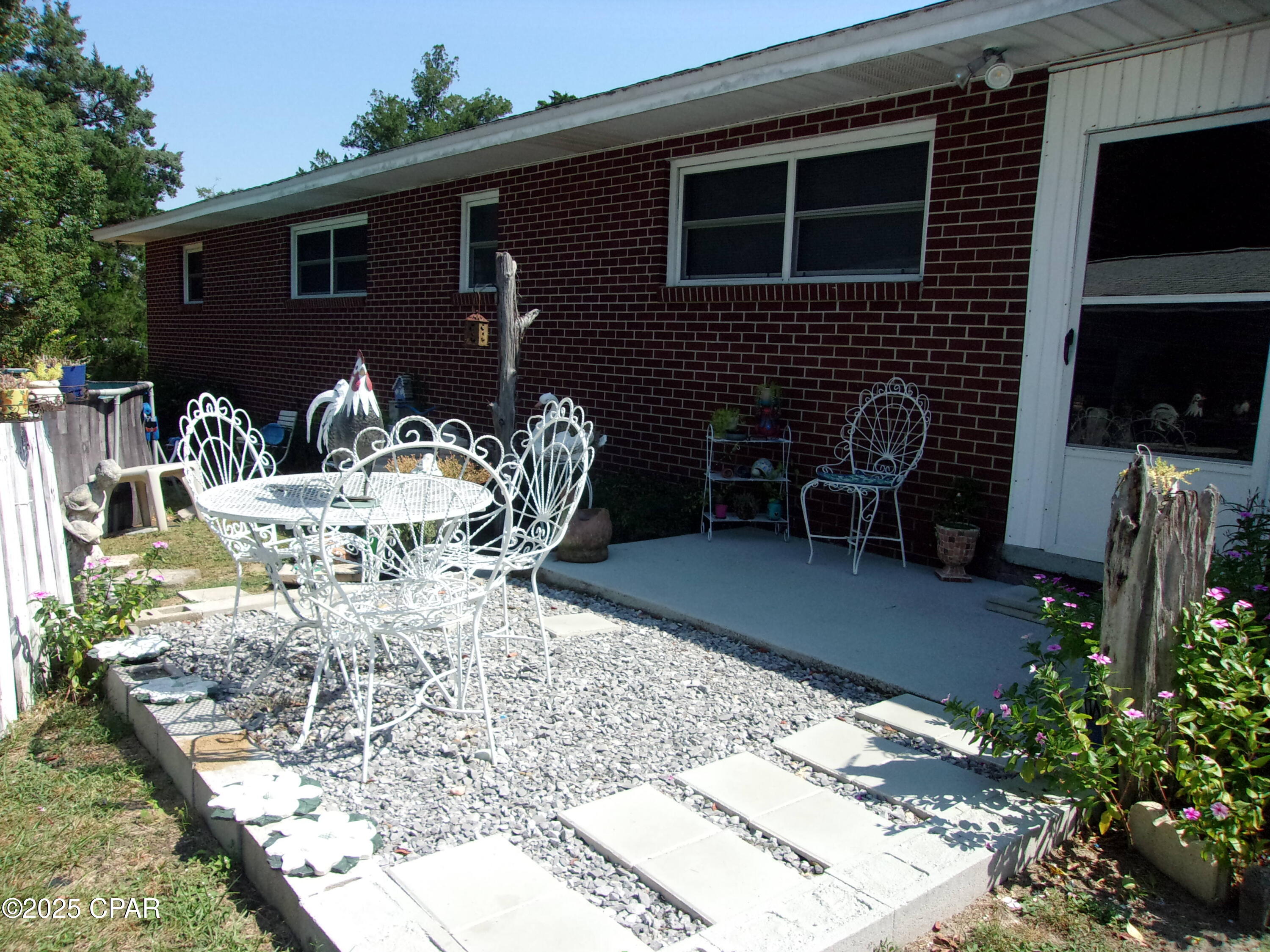 Image 33 For 703 Weeks Street