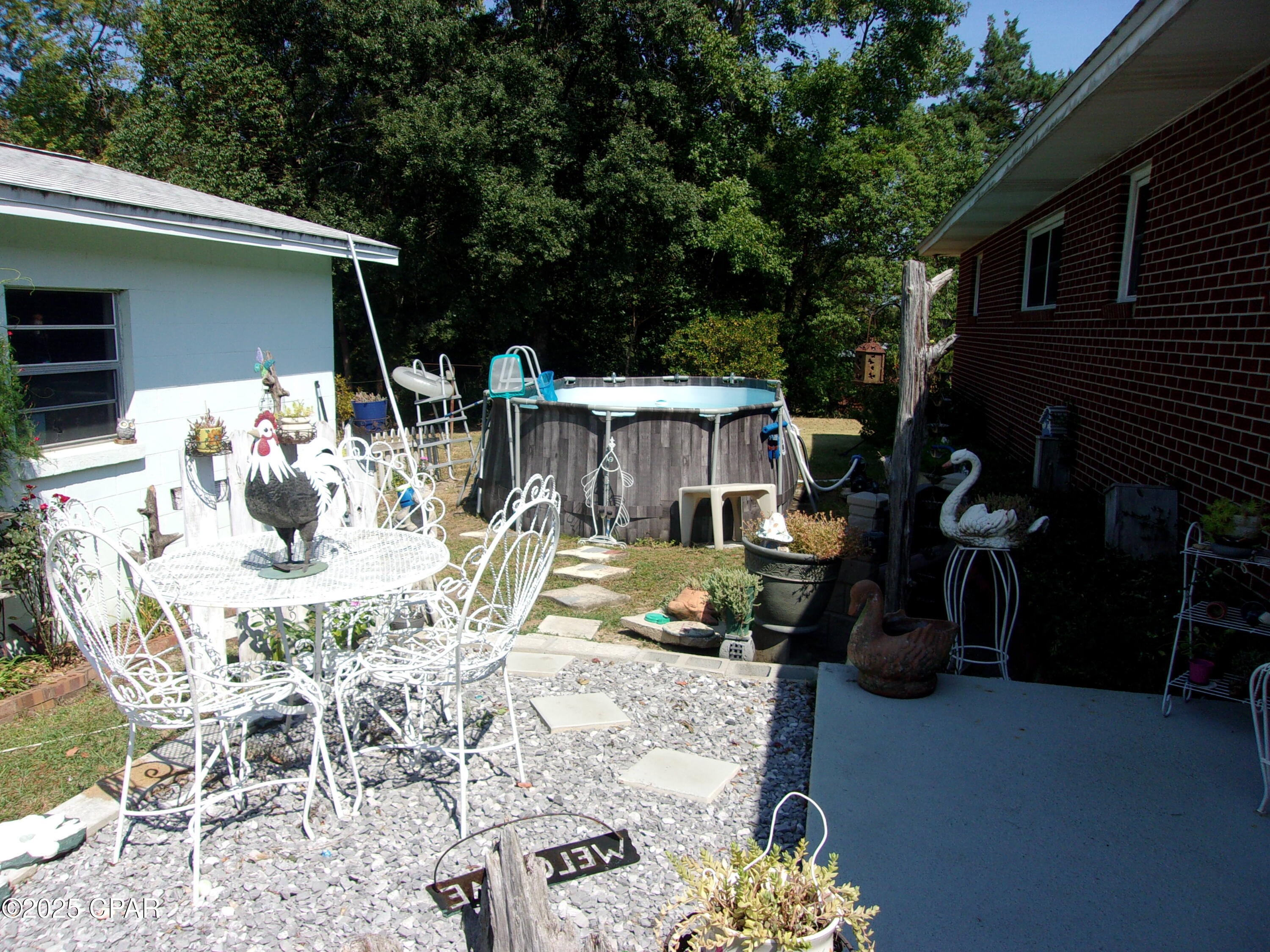 Image 36 For 703 Weeks Street