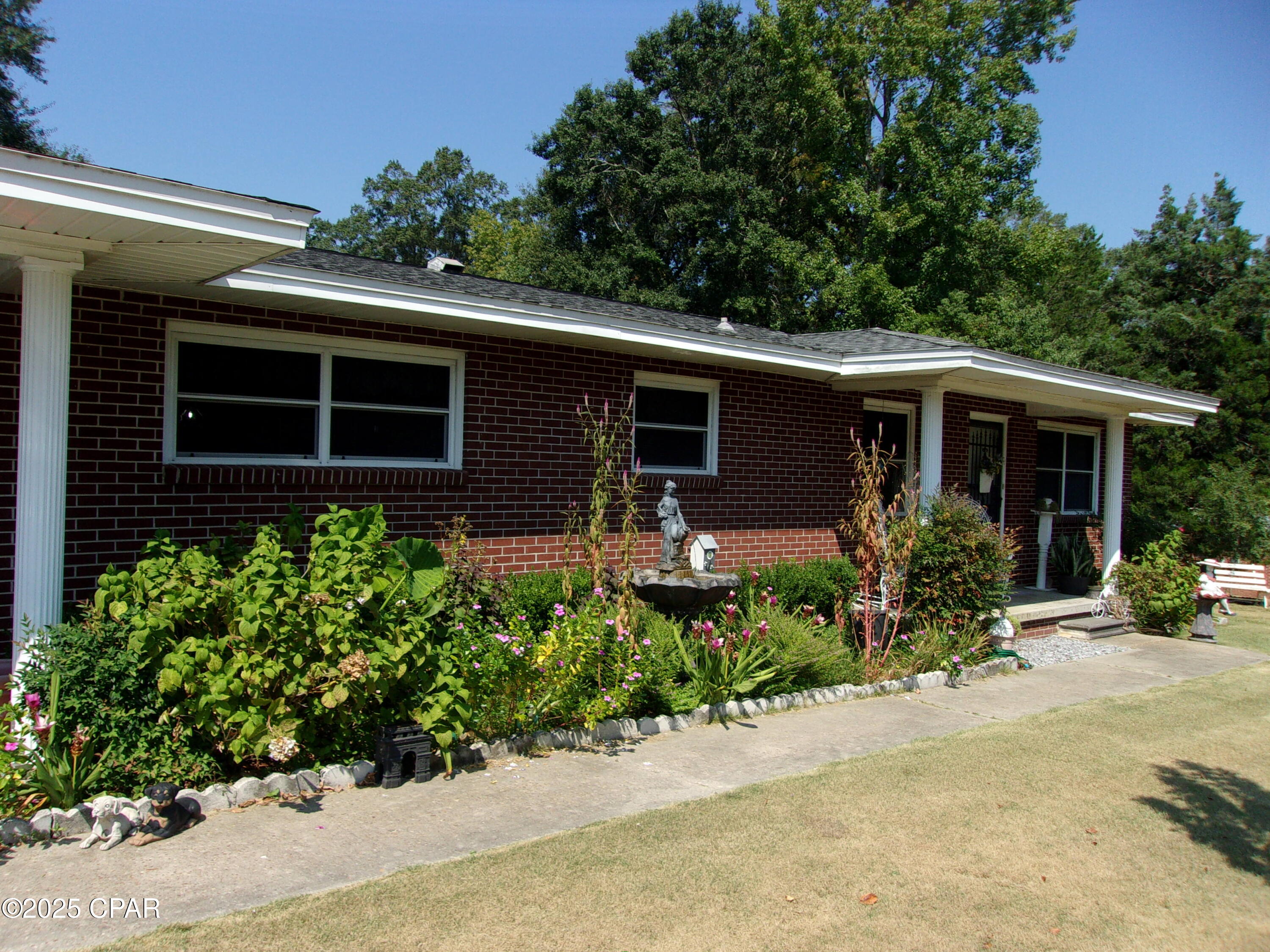 Image 48 For 703 Weeks Street