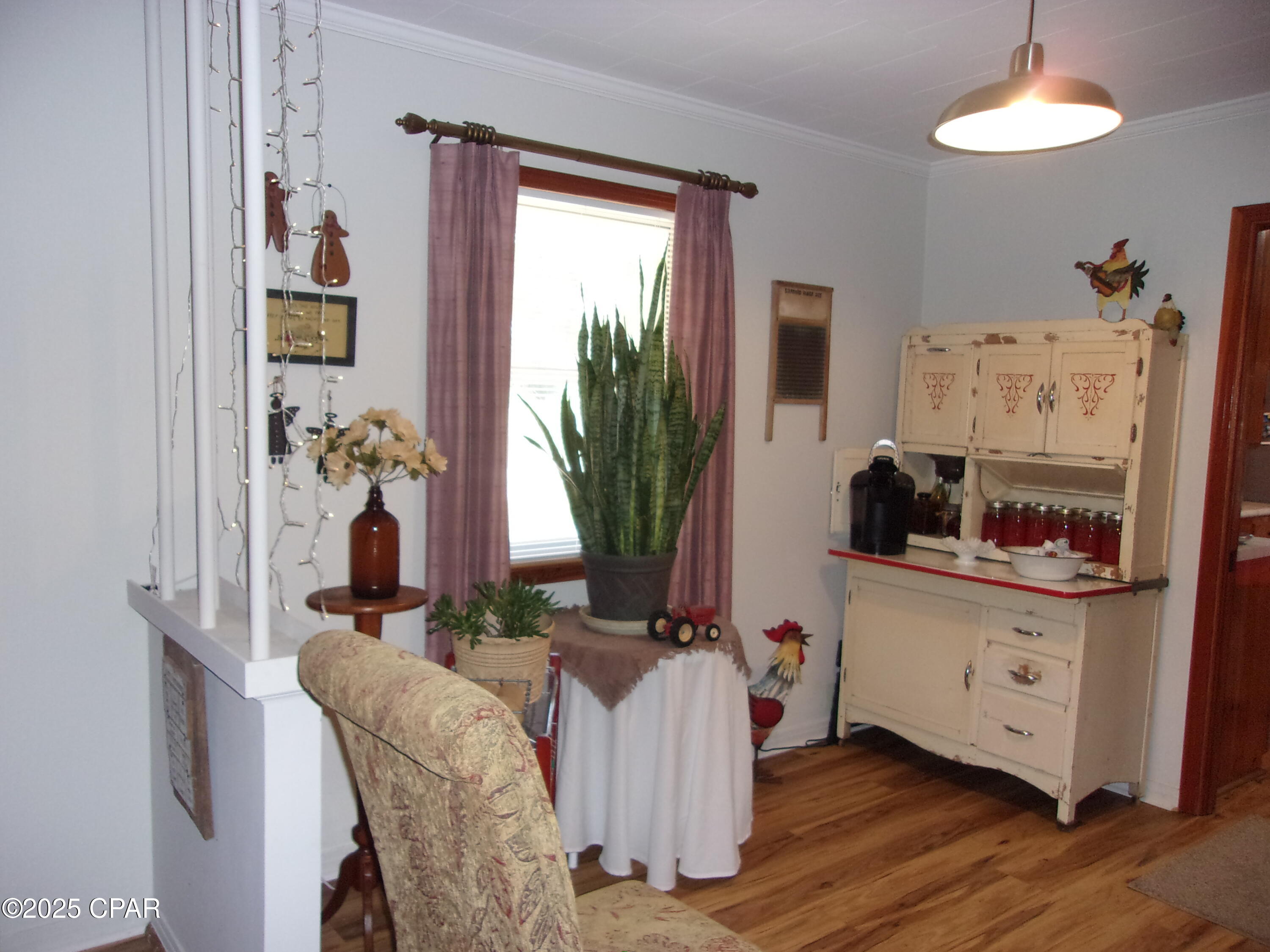 Image 5 For 703 Weeks Street