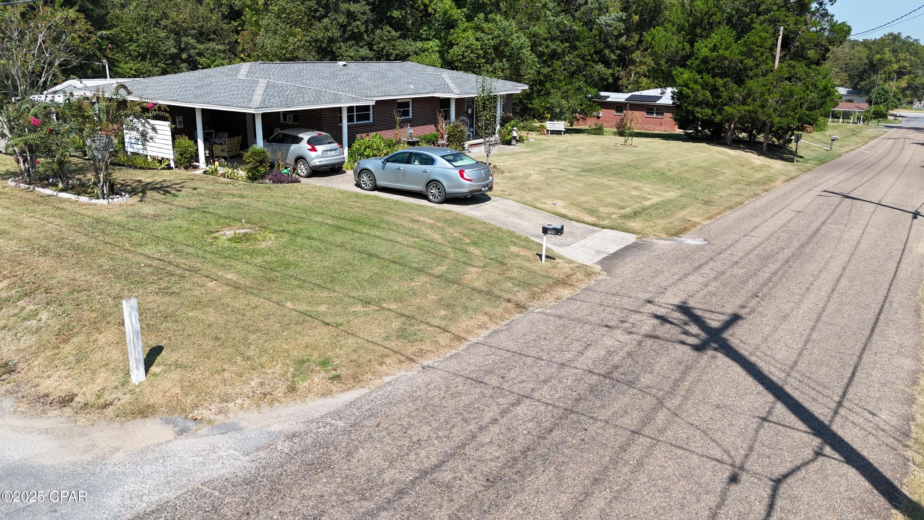 Image 53 For 703 Weeks Street