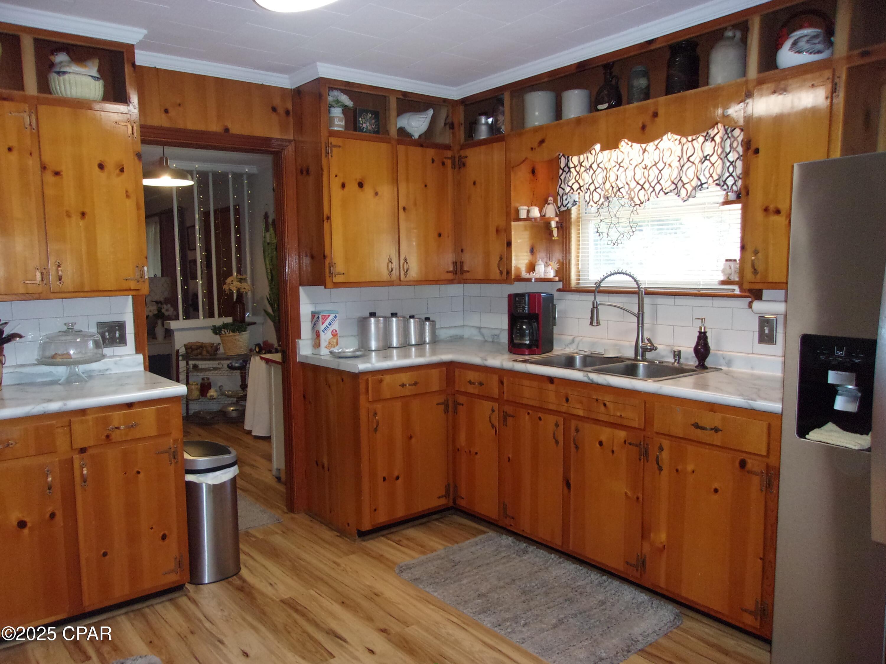 Image 6 For 703 Weeks Street