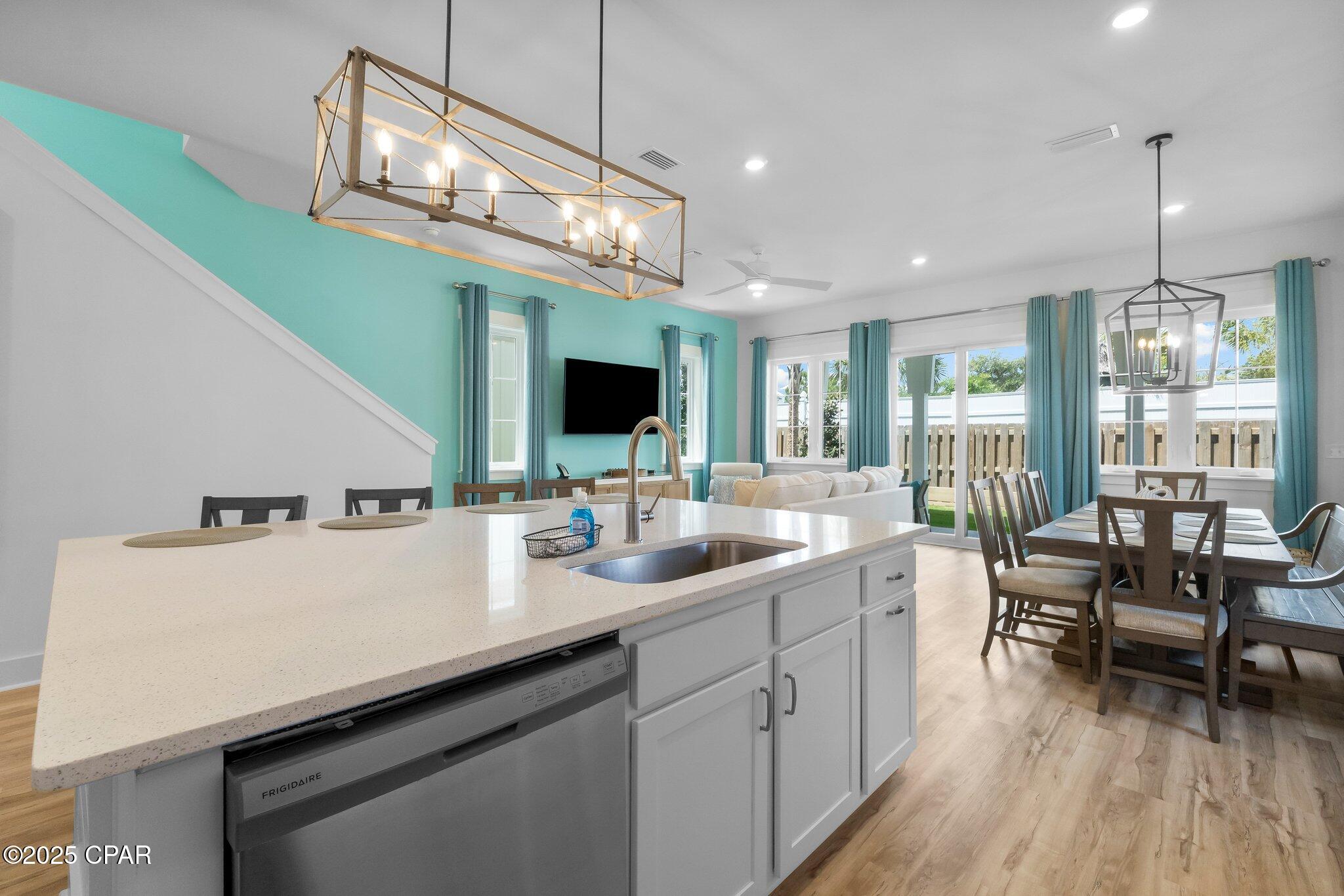 Listing photo id 12 for 143 Paradise Found Circle