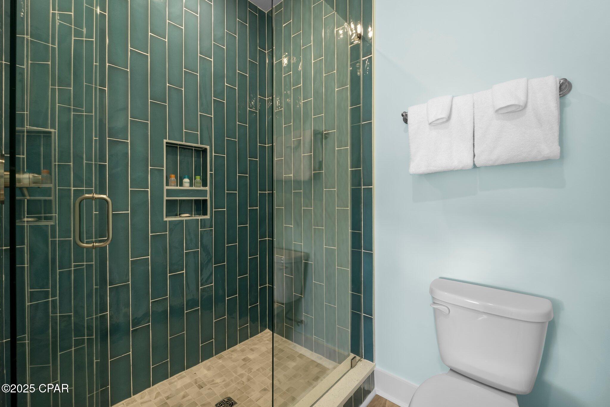 Listing photo id 22 for 143 Paradise Found Circle