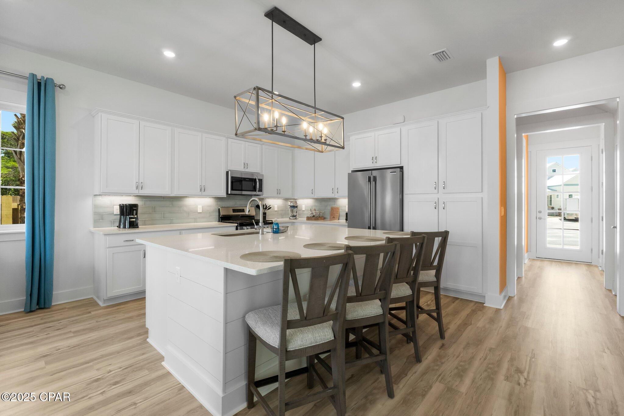 Listing photo id 9 for 143 Paradise Found Circle