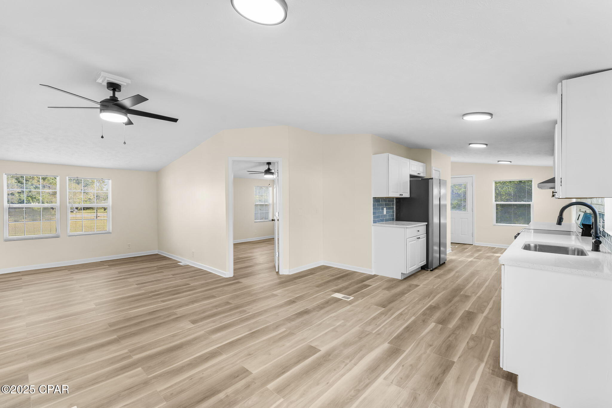 Image 10 For 5548 Glens Way Road