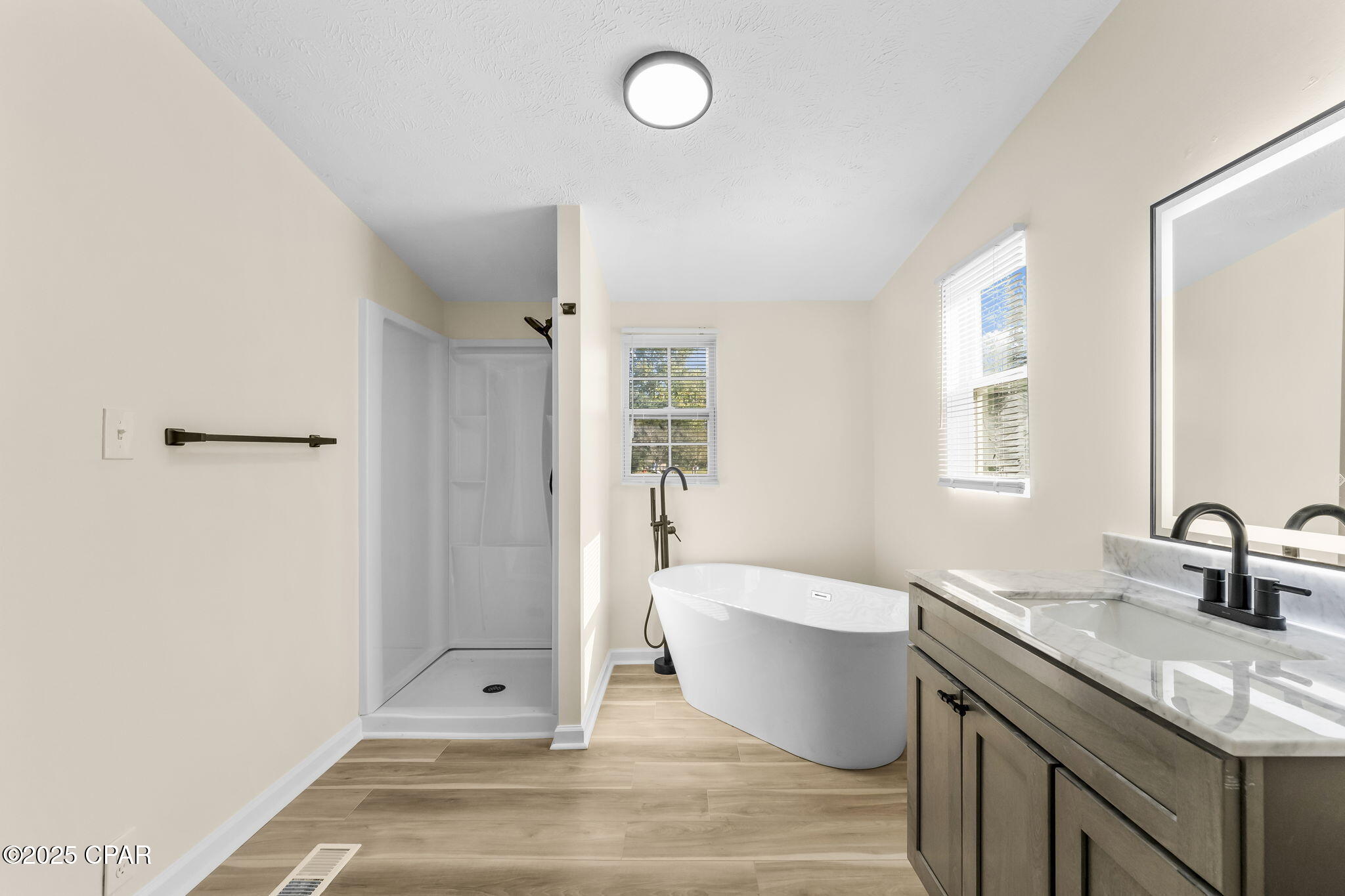 Image 20 For 5548 Glens Way Road