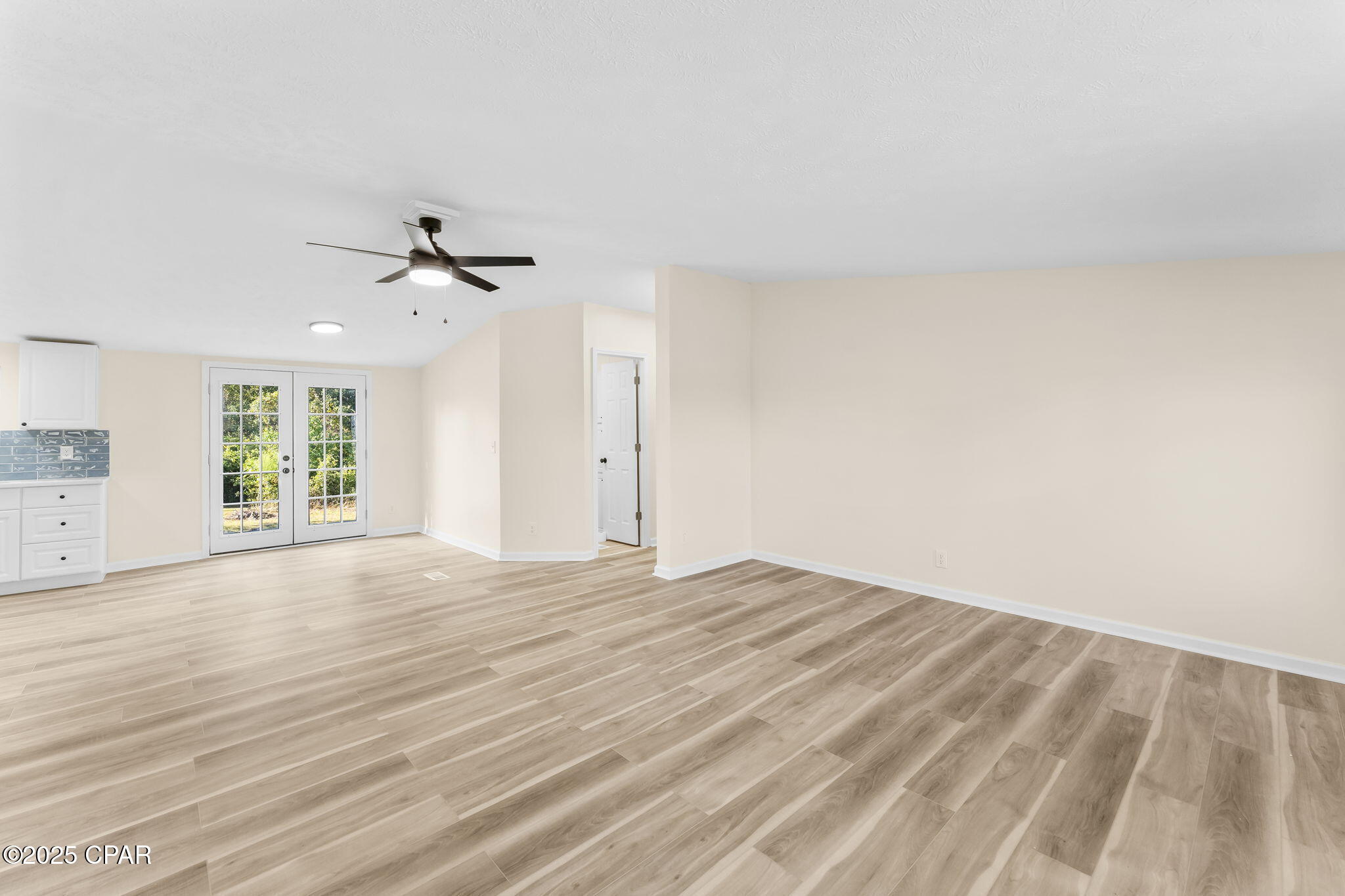 Image 7 For 5548 Glens Way Road