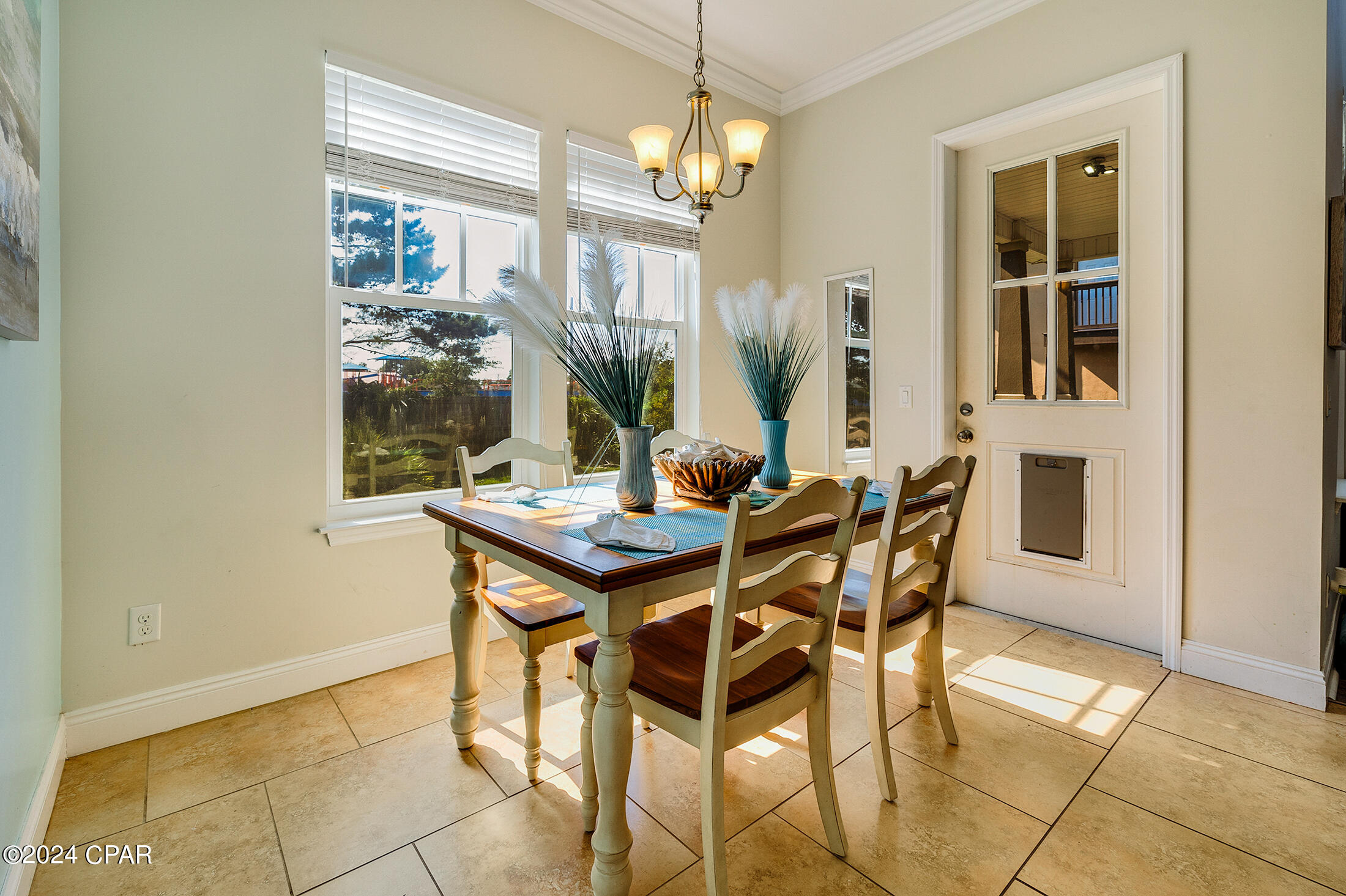 Image 13 For 300 Coconut Grove Court