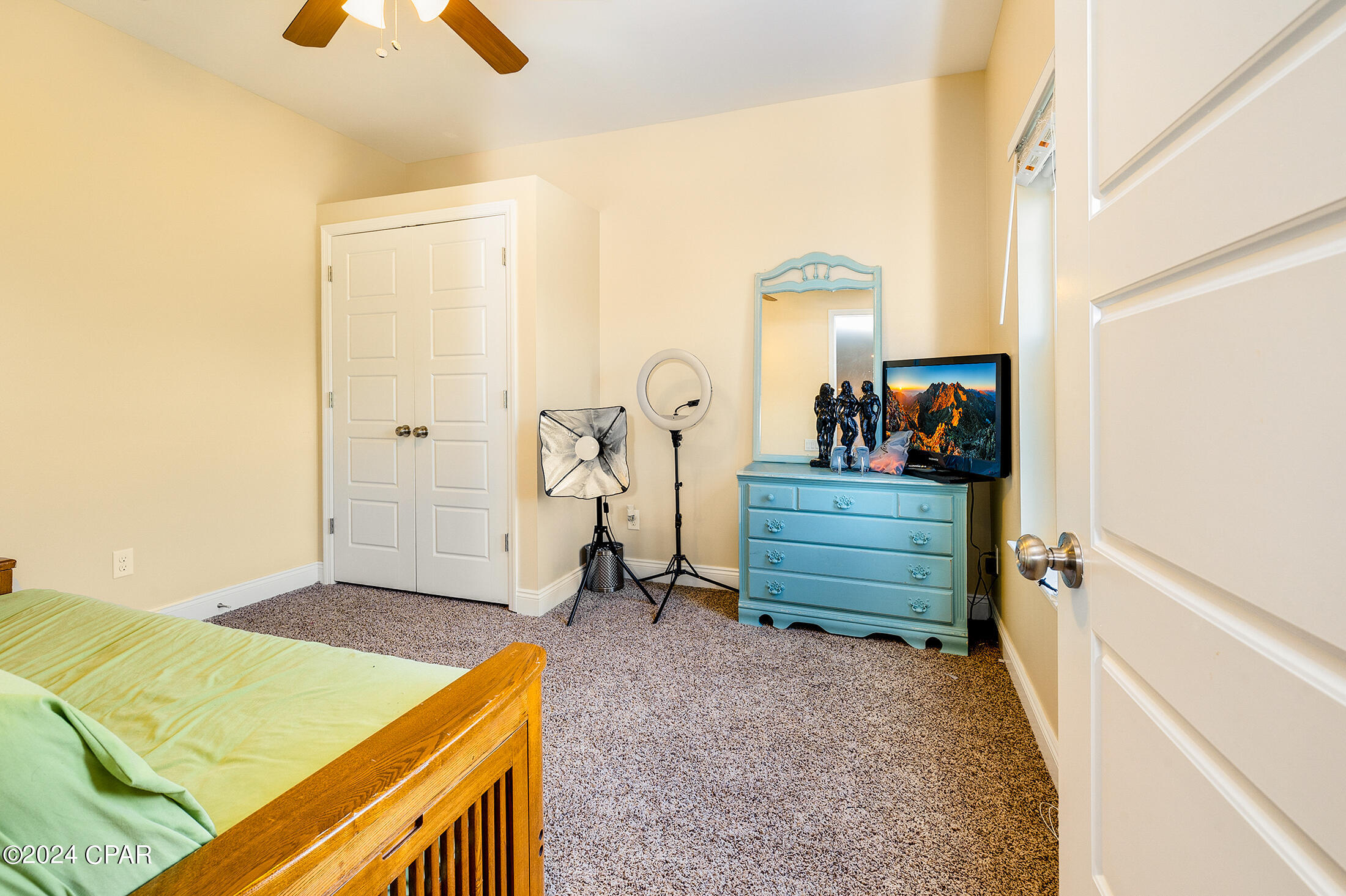 Image 20 For 300 Coconut Grove Court