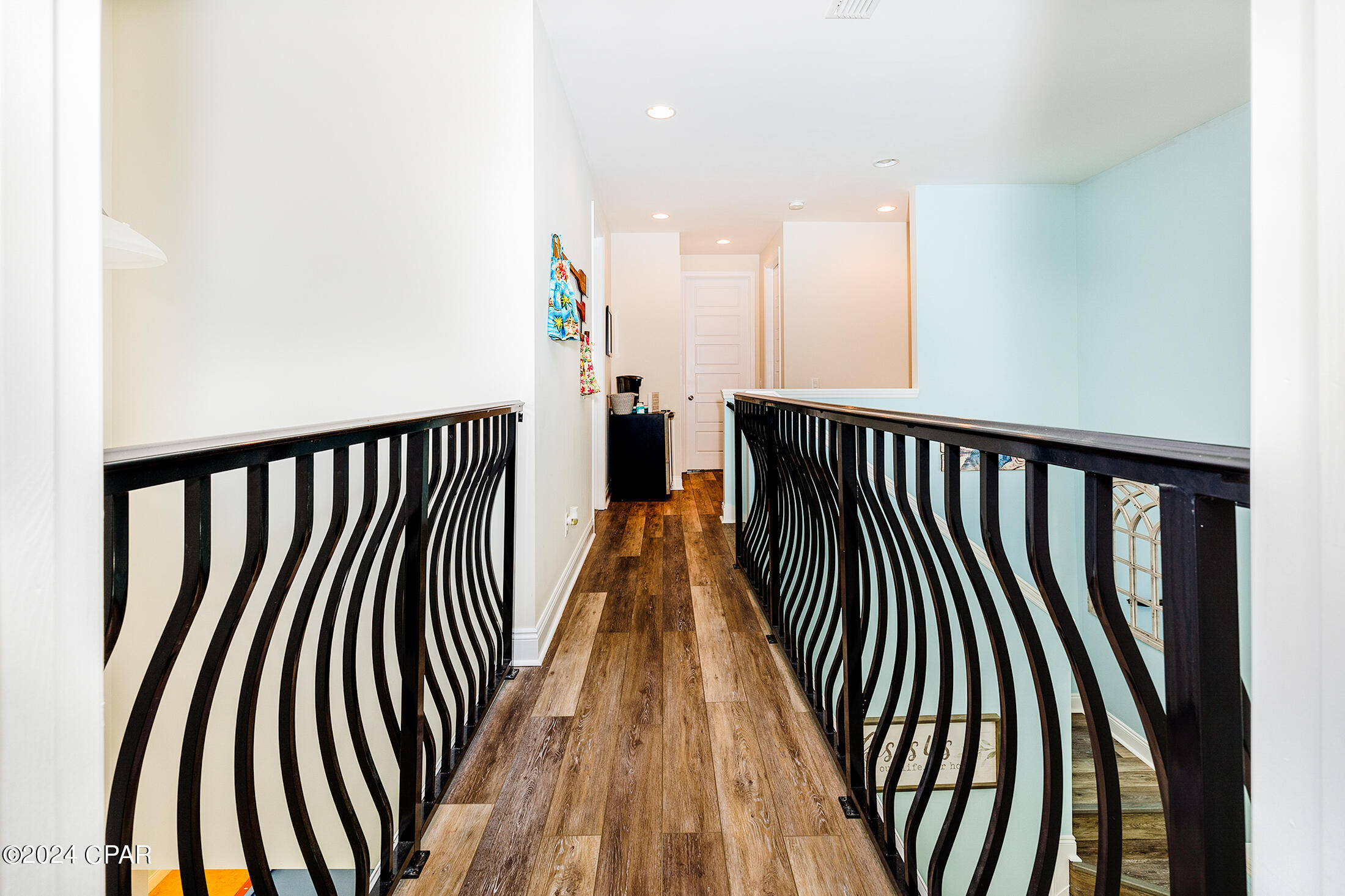 Image 22 For 300 Coconut Grove Court