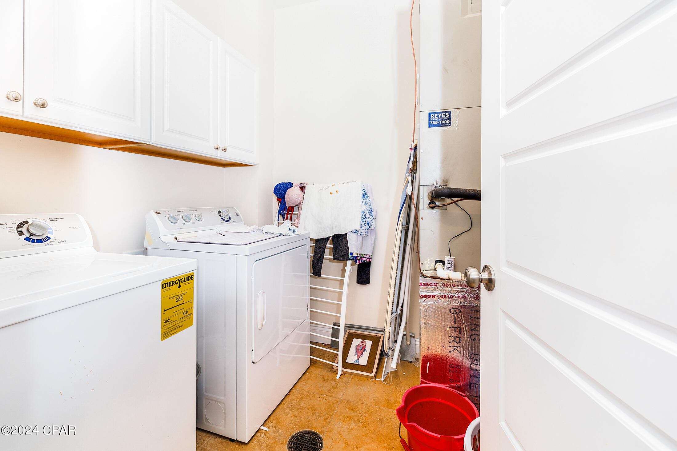 Image 23 For 300 Coconut Grove Court