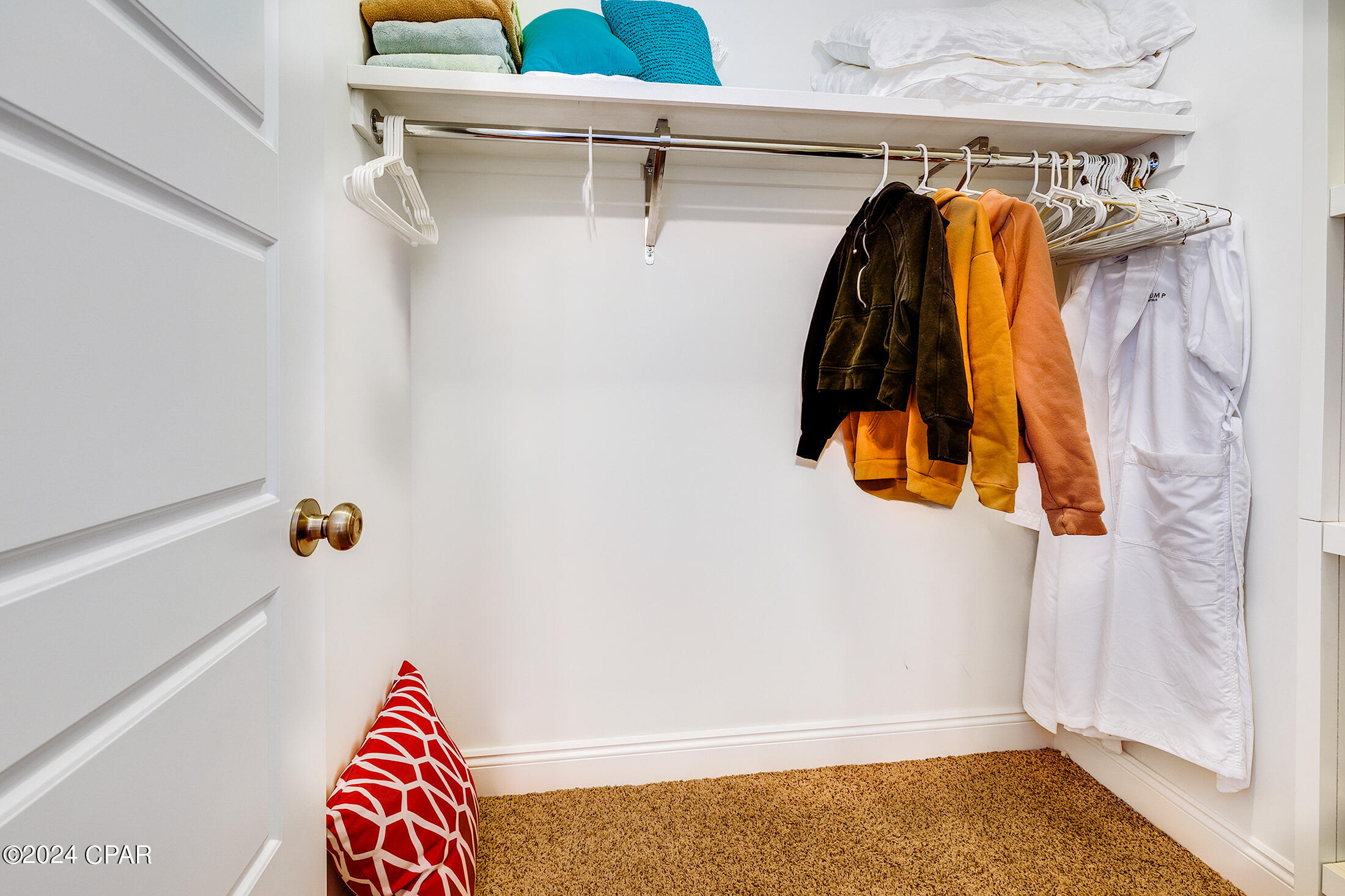 Image 27 For 300 Coconut Grove Court