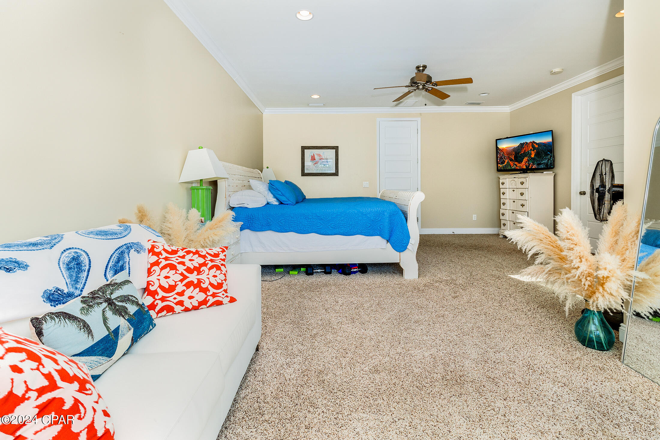 Image 38 For 300 Coconut Grove Court