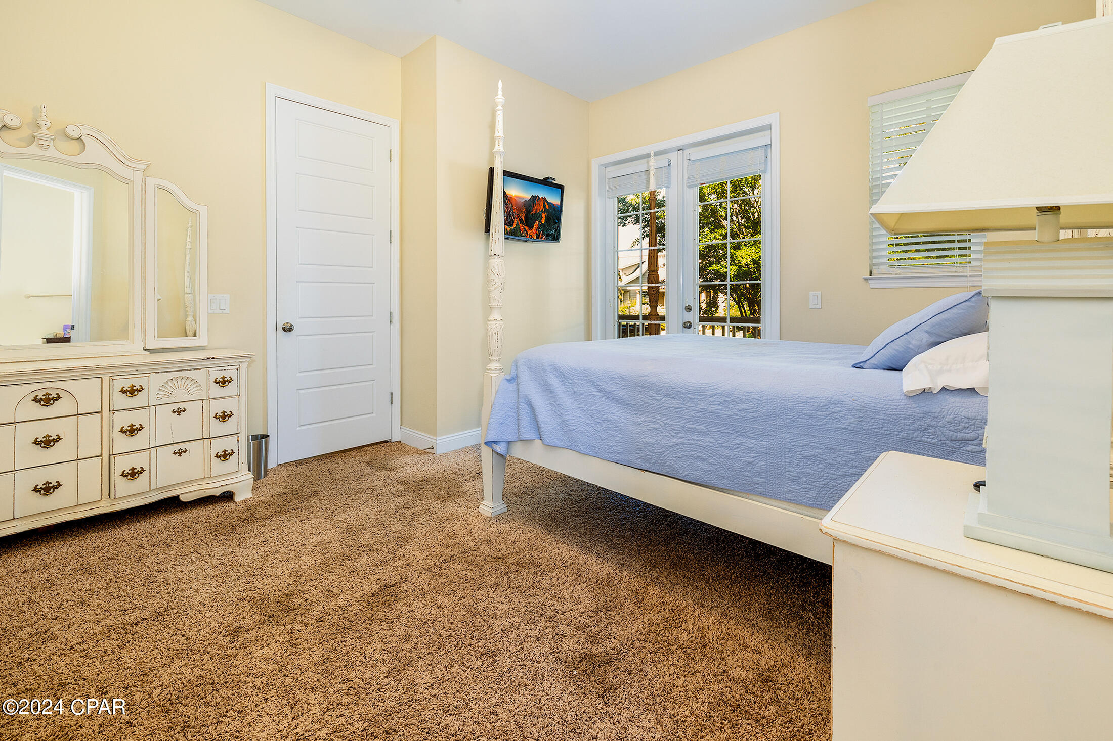 Image 54 For 300 Coconut Grove Court