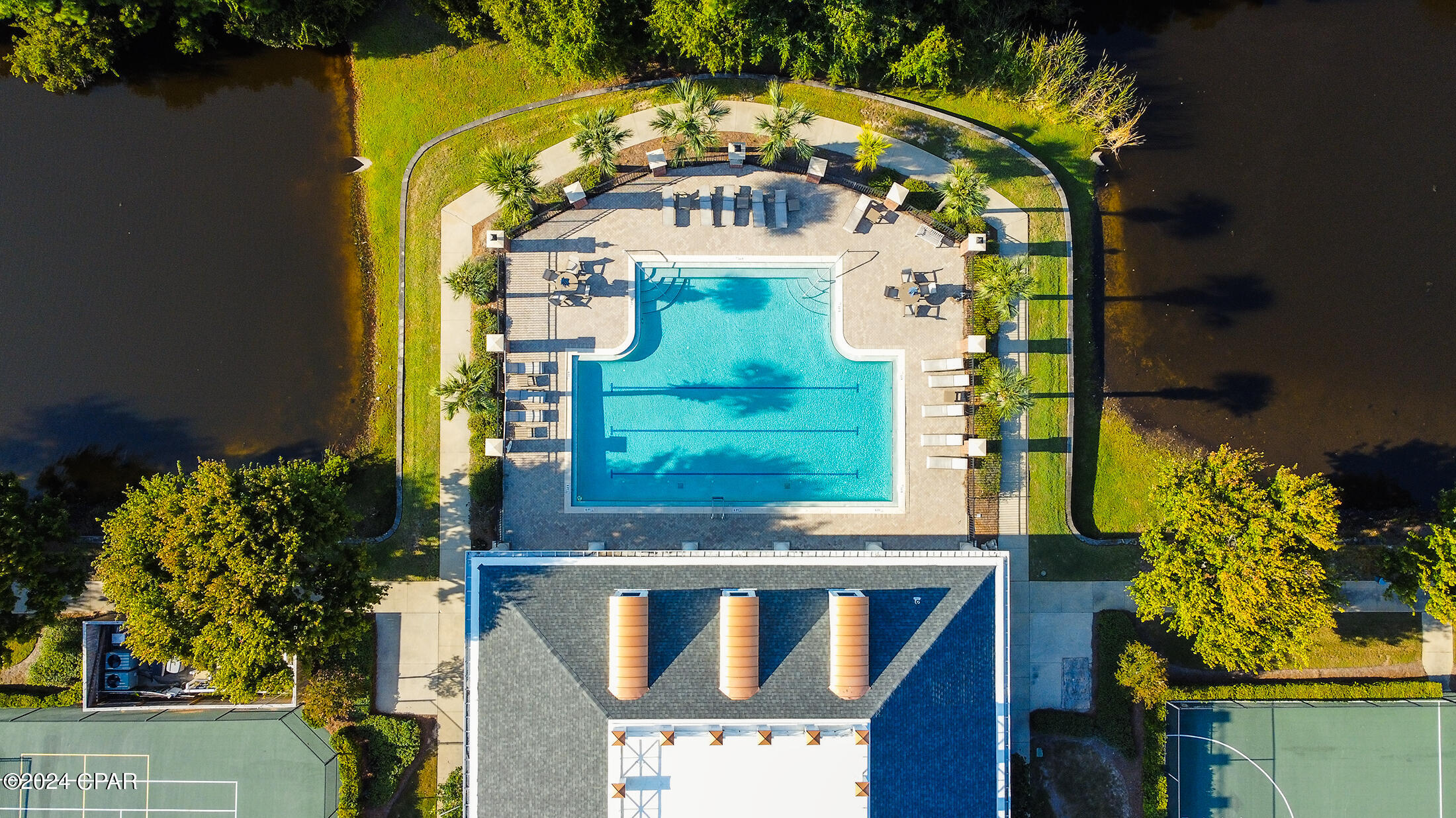 Image 67 For 300 Coconut Grove Court