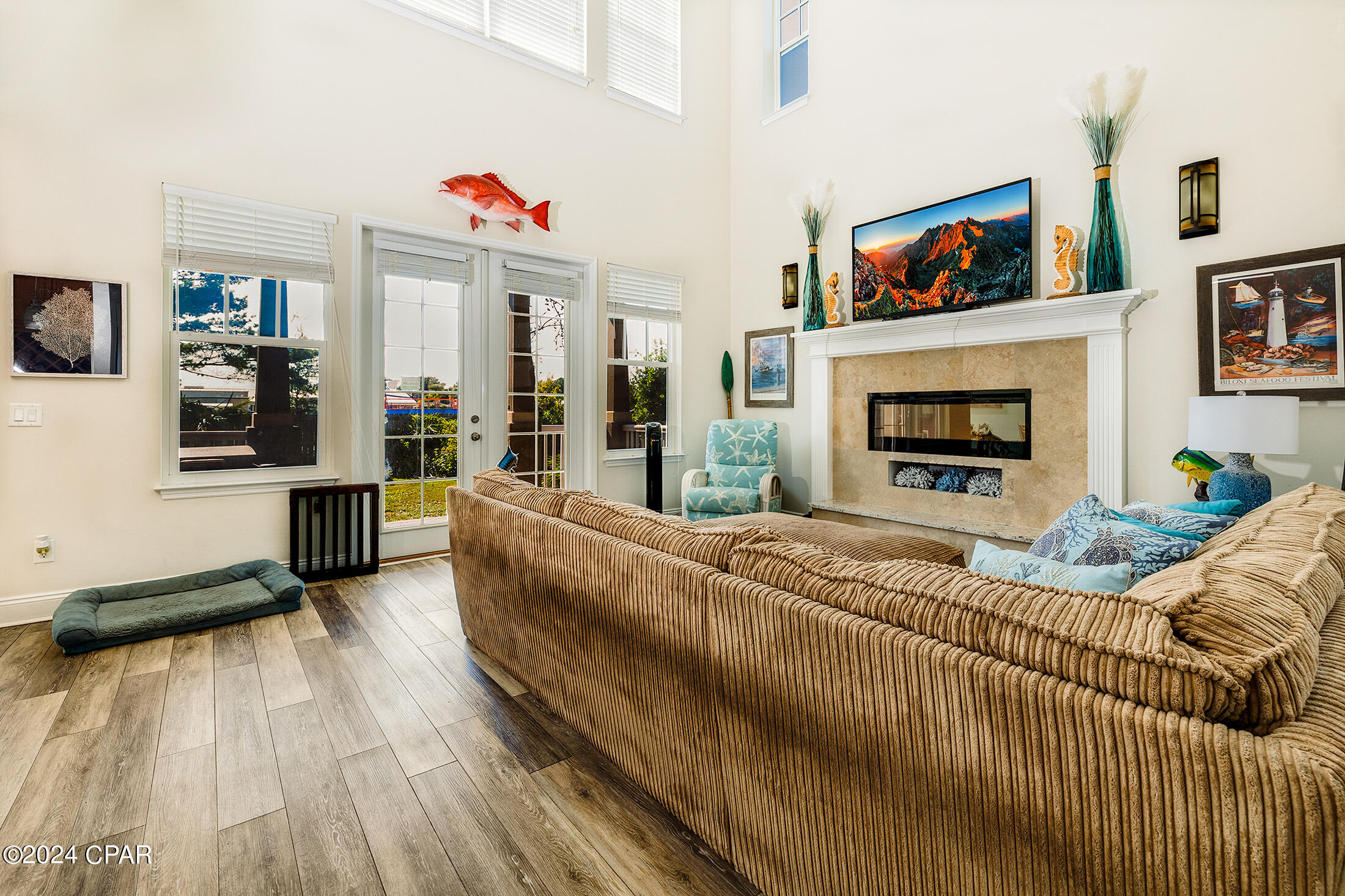 Image 8 For 300 Coconut Grove Court