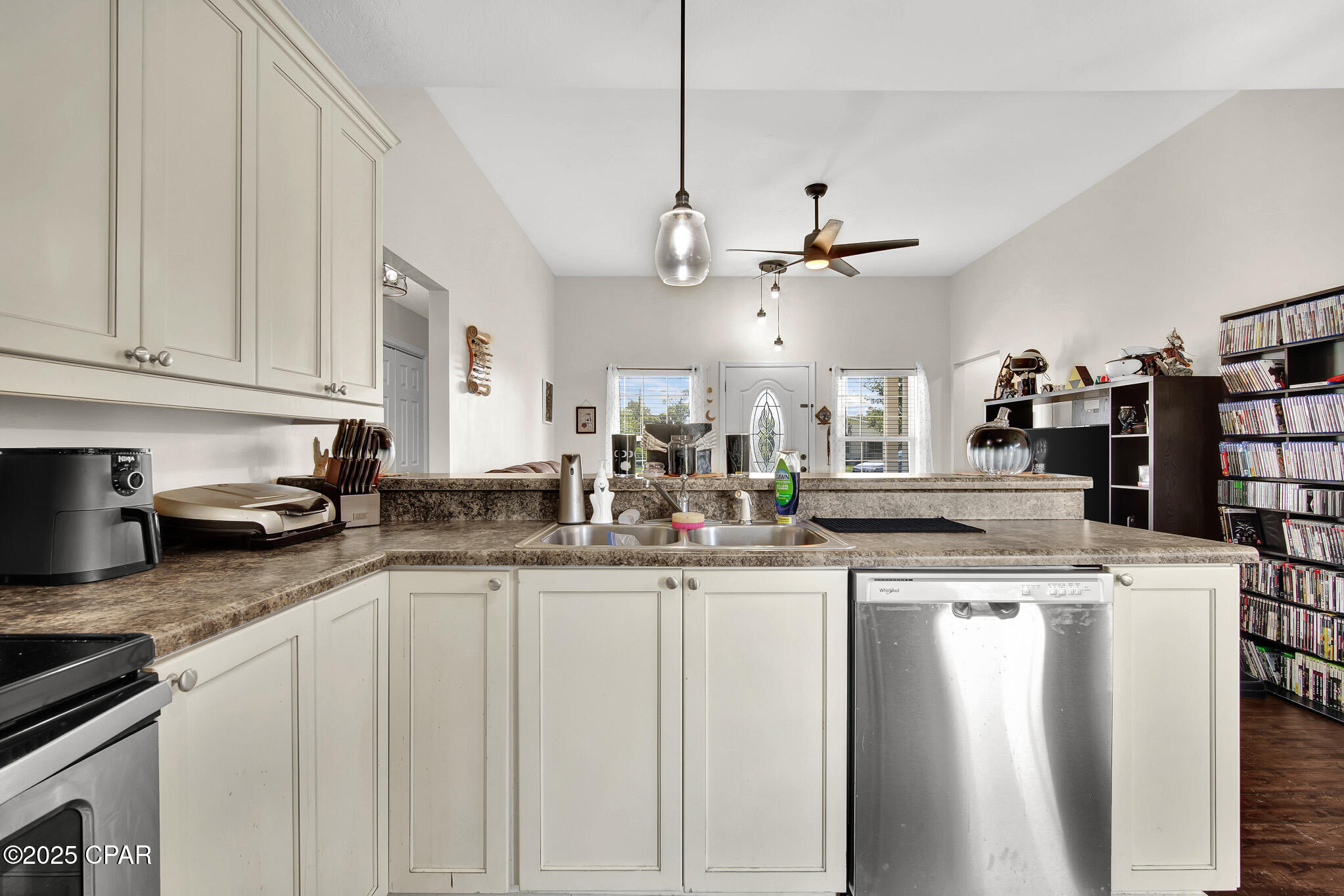 Image 13 For 2733 Wakulla Avenue