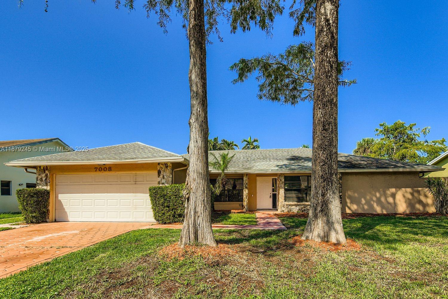 Boulevard Woods North