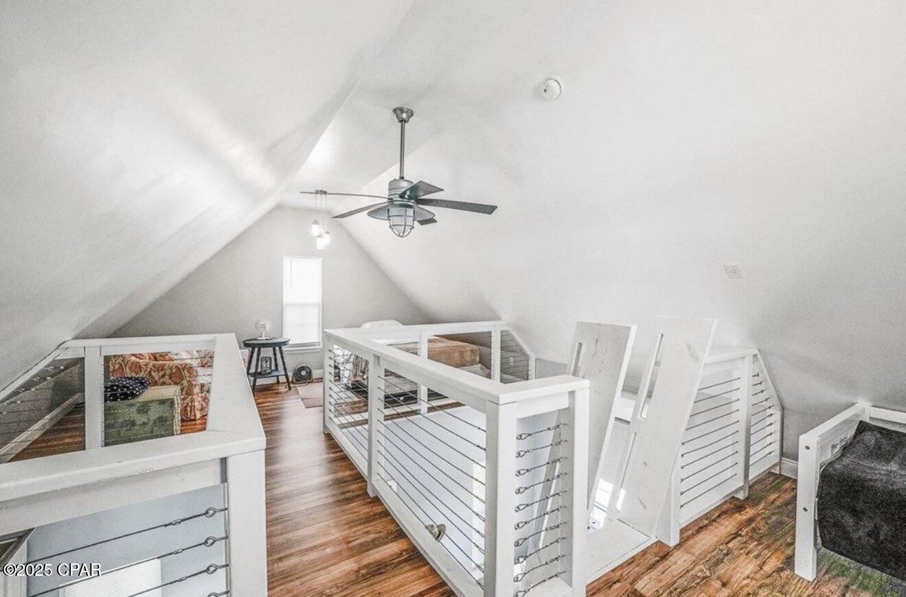 Image 13 For 976 Long Street