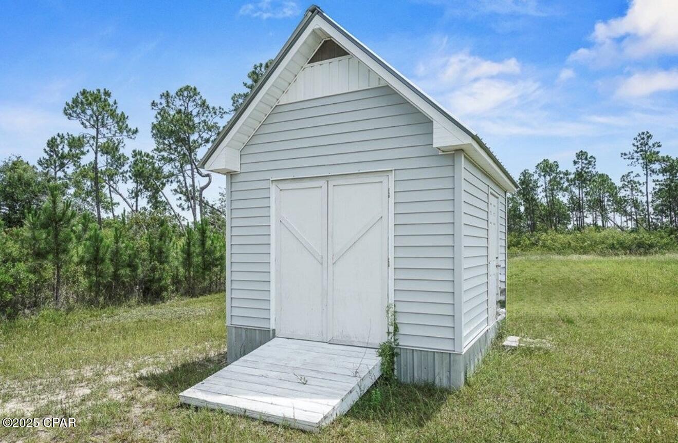 Image 18 For 976 Long Street