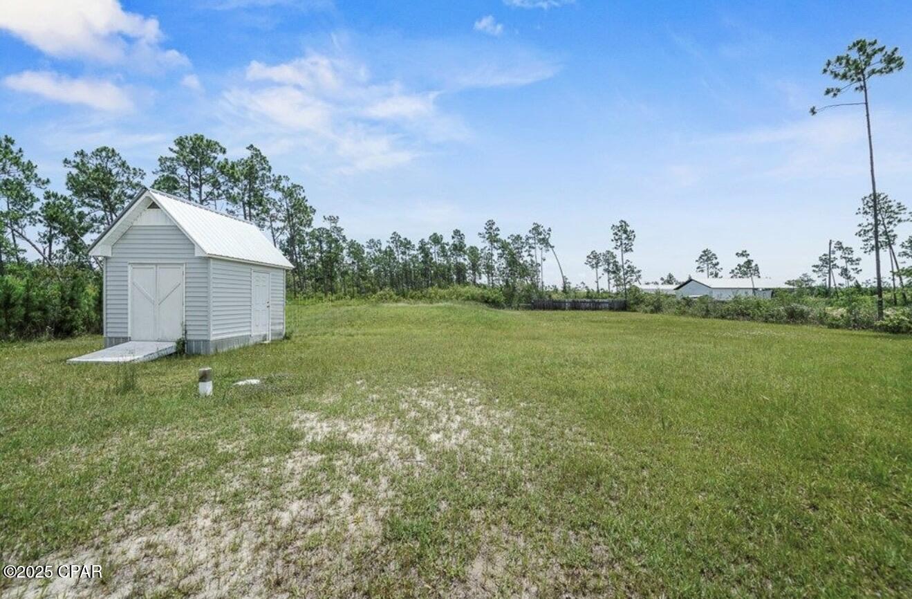 Image 19 For 976 Long Street