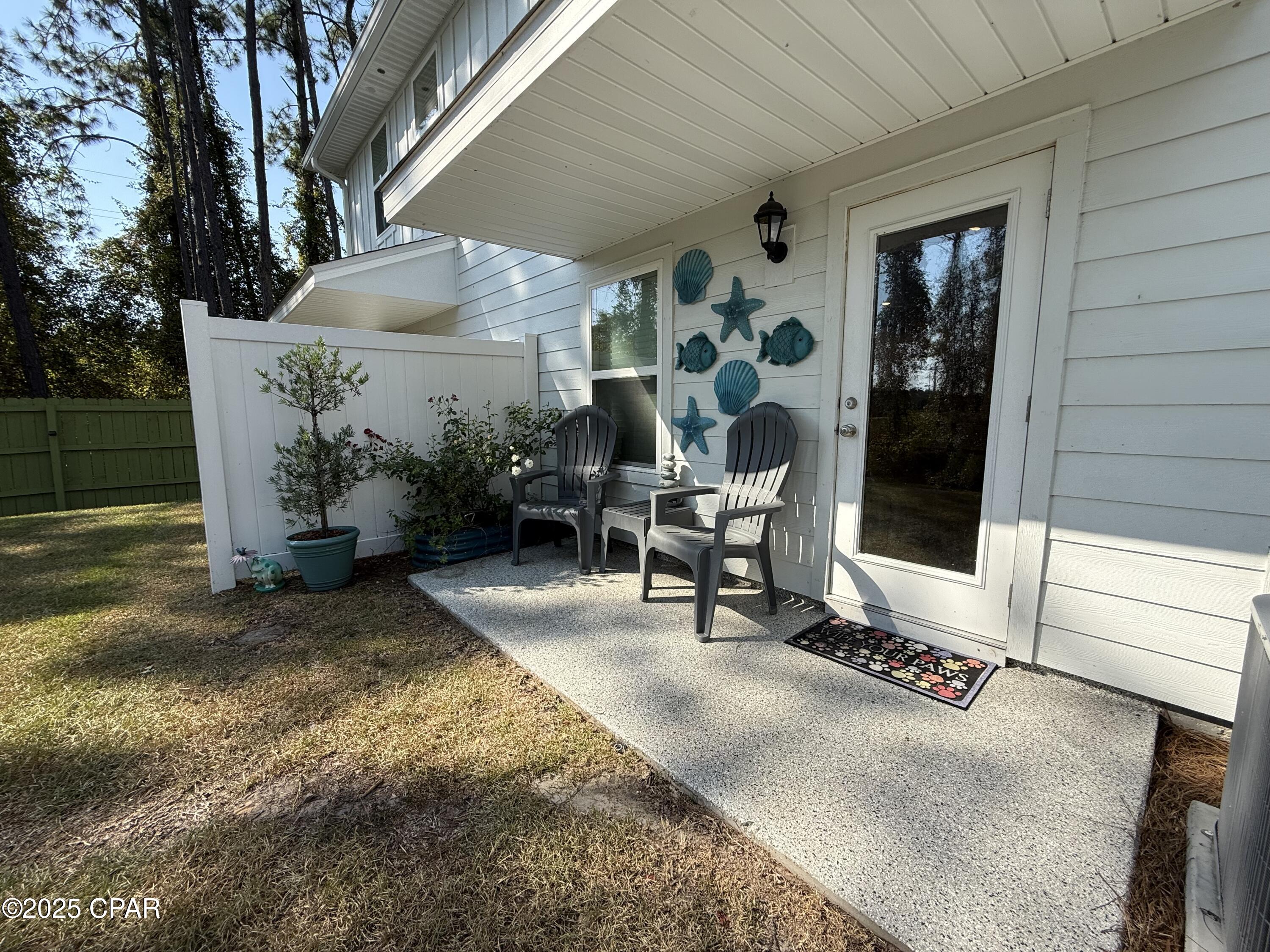 Image 15 For 102 Ellery Lane