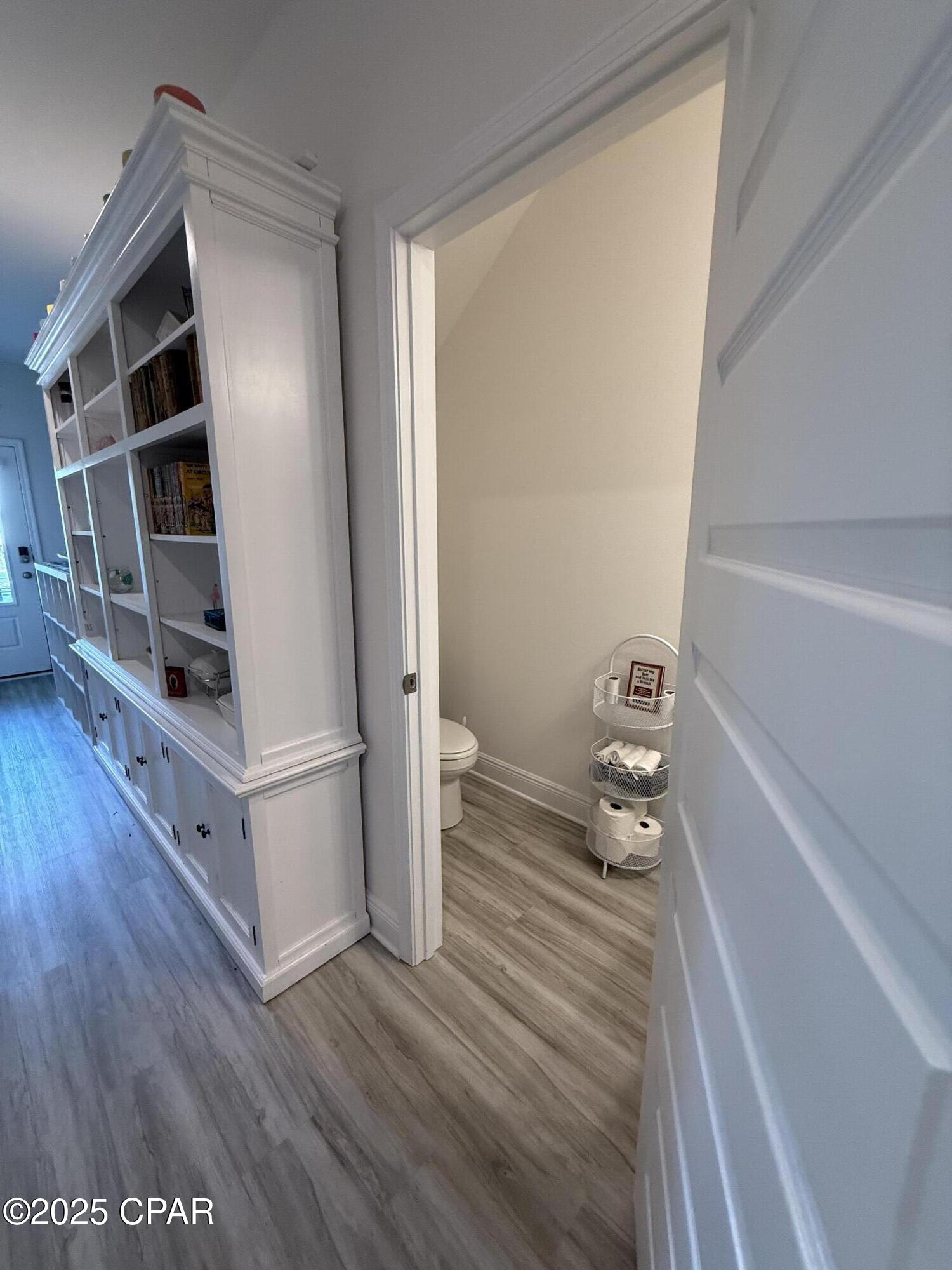 Image 17 For 102 Ellery Lane