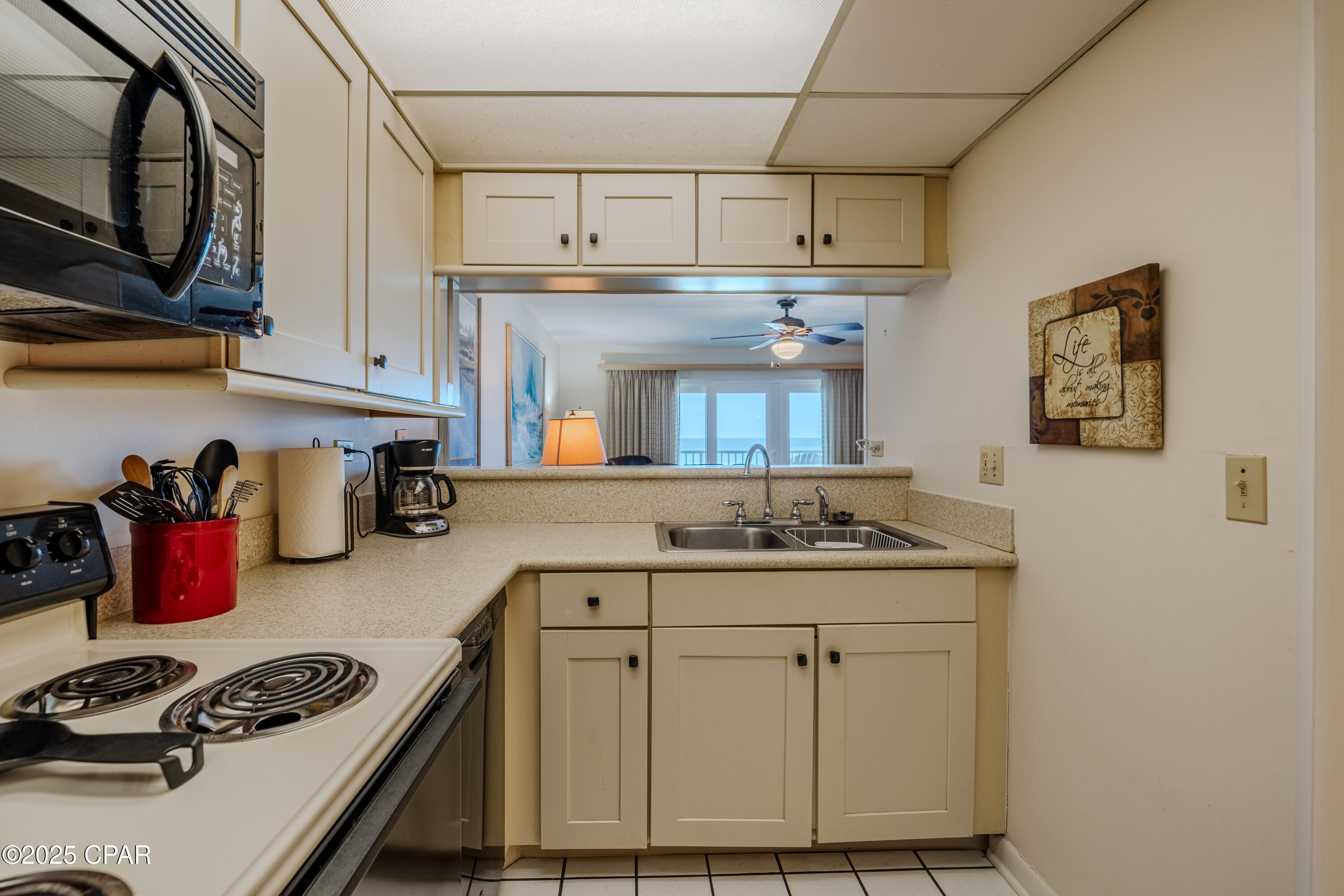 Image 18 For 6213 Thomas Drive 505