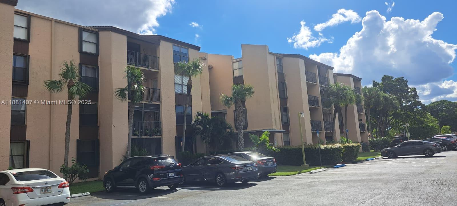 Promenade At Kendale Lake