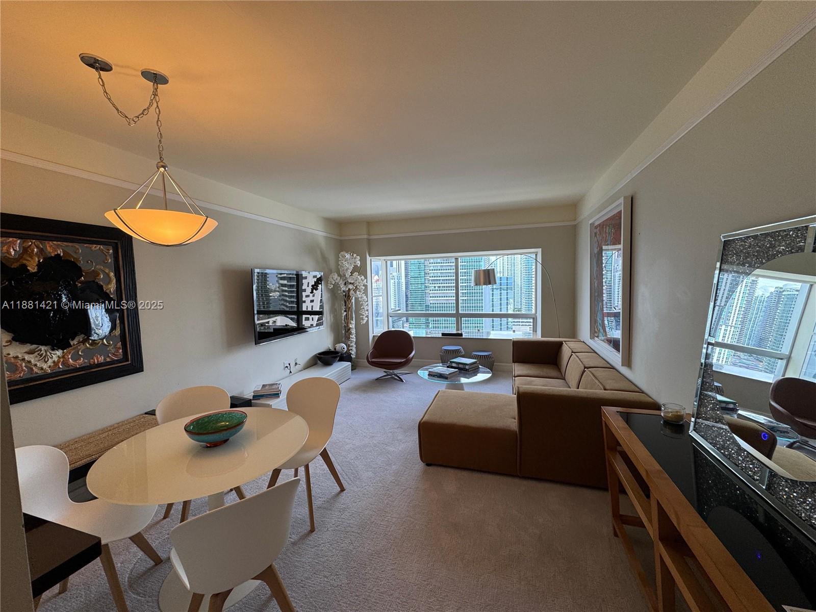 Condo for Sale in Miami, FL