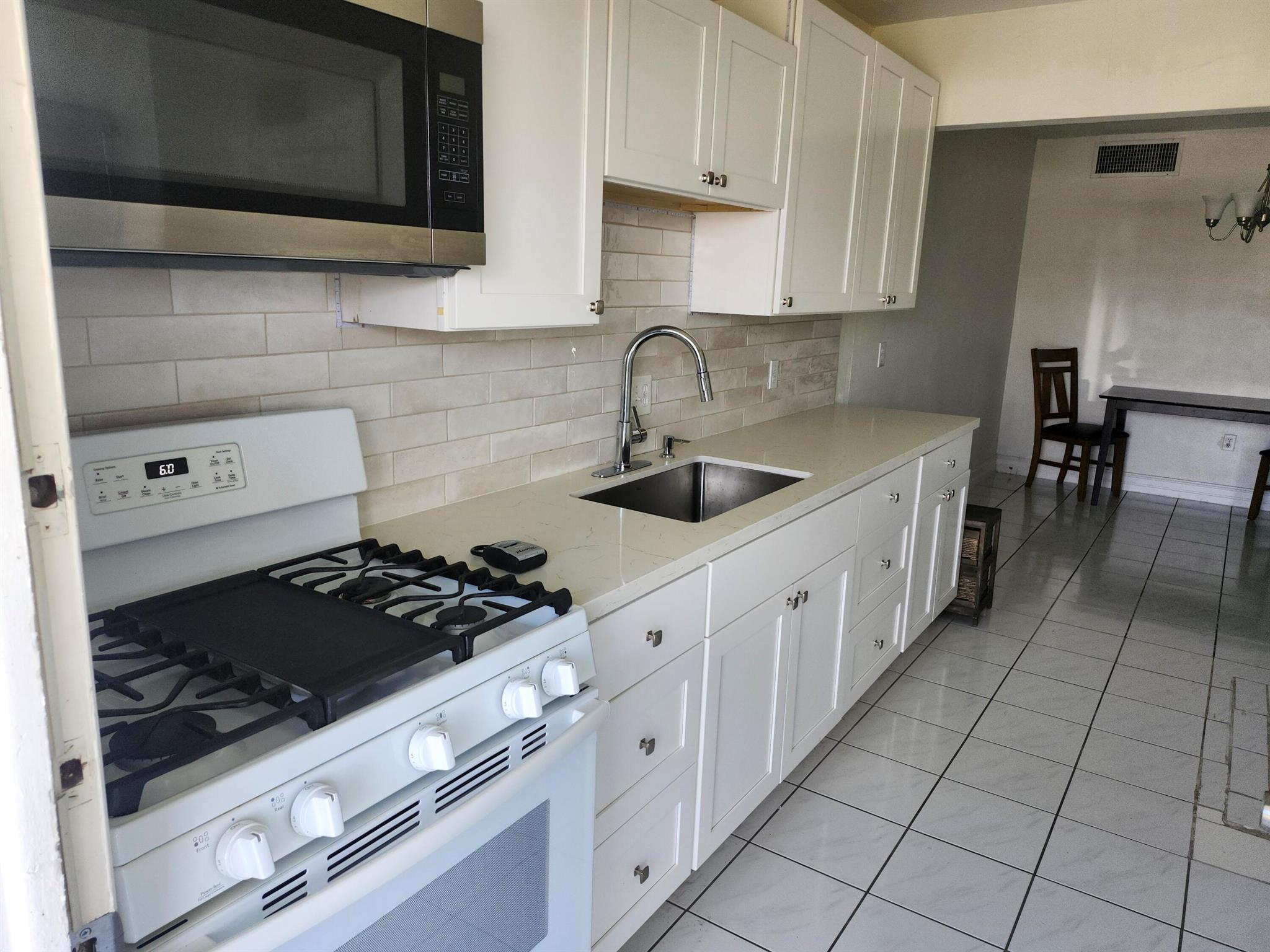 Ro-Mont Gardens Andover C