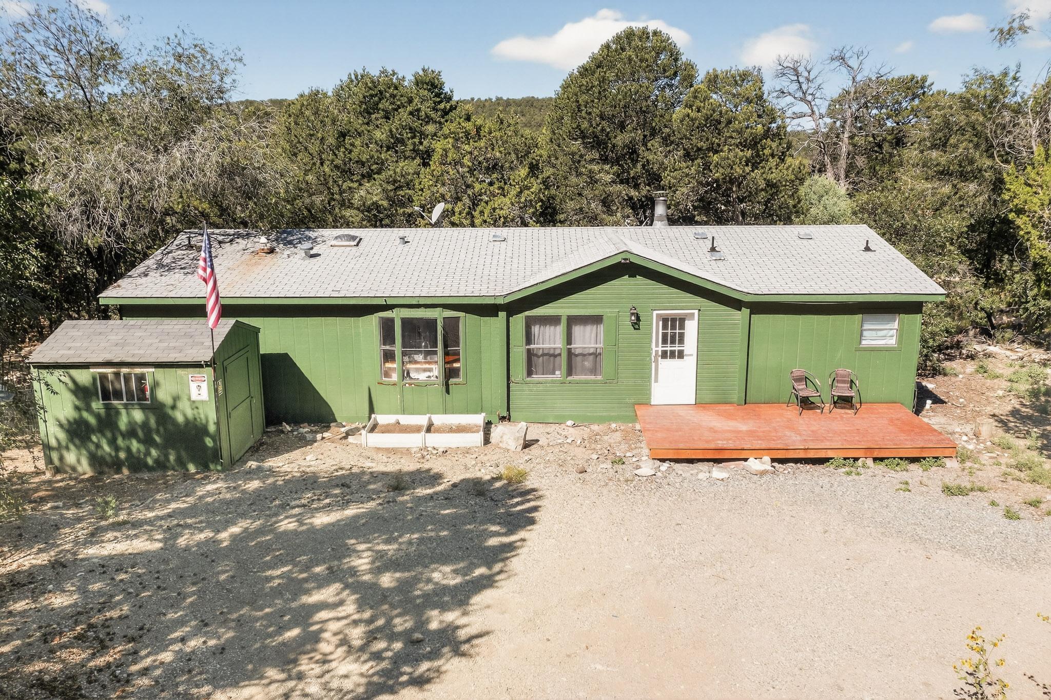 8 RAMPART Road Tijeras, NM 87059
