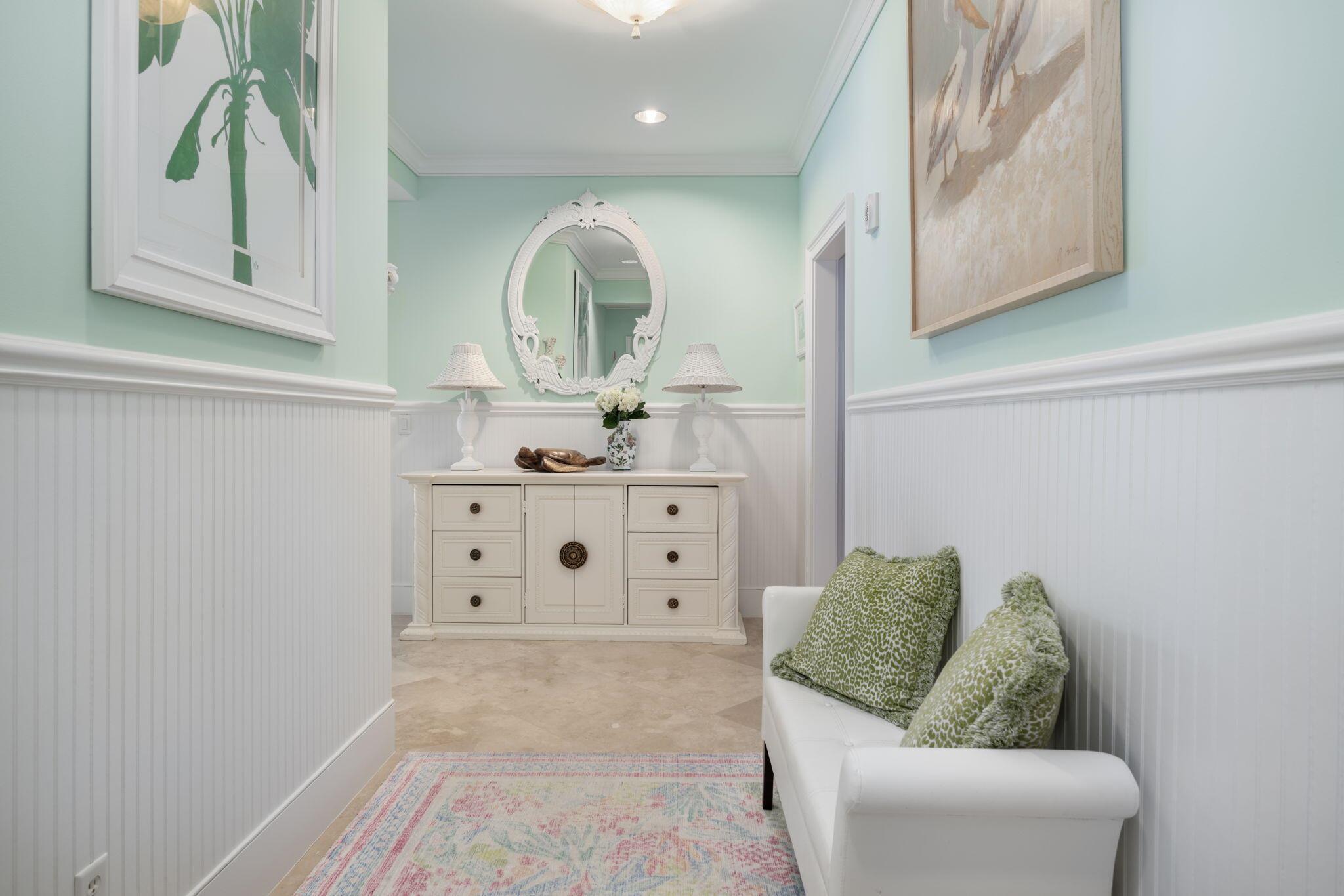 Homes for sale in Vero Beach, FL | 70 Beachside Dr #203, Vero Beach, FL 32963 | MLS# R11125309