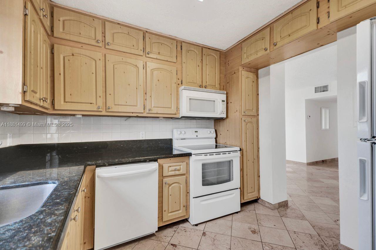 Crestview Towers Condo