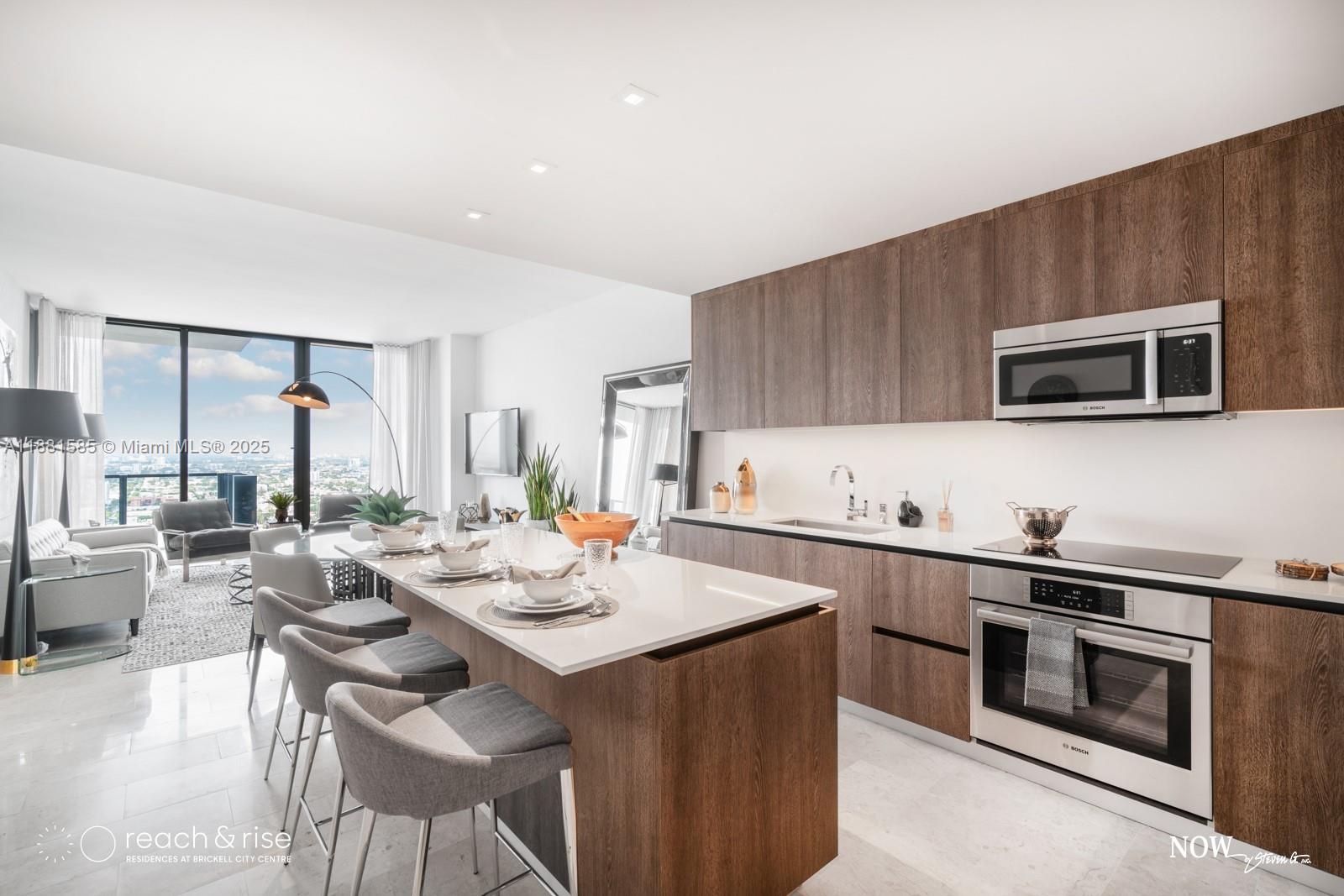 Apartamento para Alugar em Miami, FL