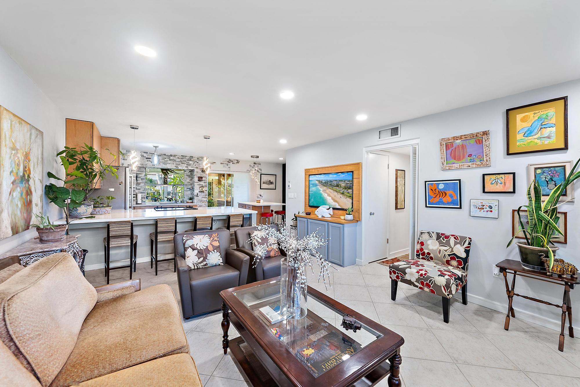 Homes for sale in Palm Beach Gardens, FL | 3150 S Meridian Way S #3, Palm Beach Gardens, FL 33410 | MLS# R11125322